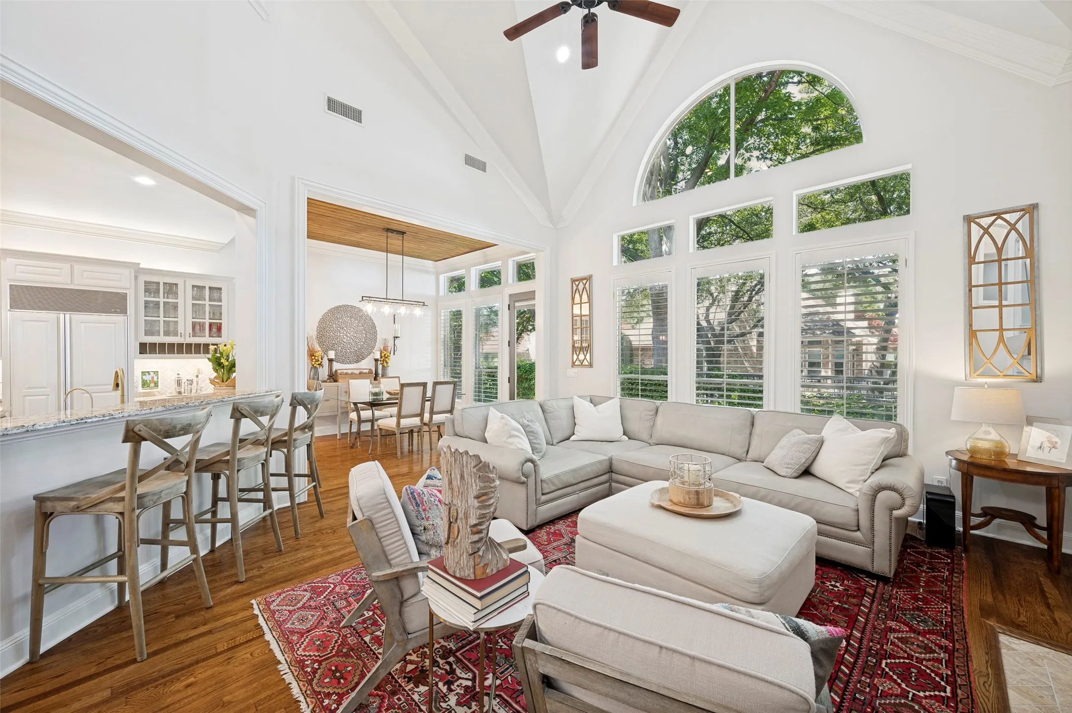 Family Room/Breakfast Room