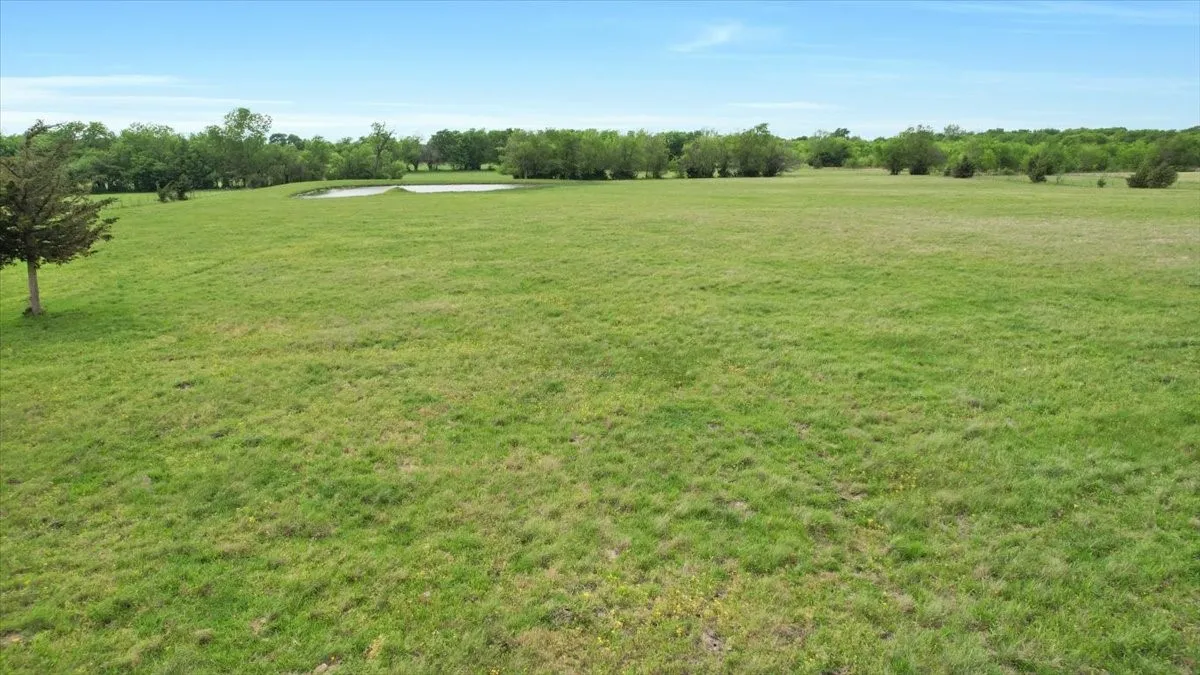 Improved Land For Sale in Grayson County , 099 EAST LINE, Whitewright, Texas 75491, 0, 0, Garage spaces, 0 Sqft, built in 0, mls#21271591, Real Estate Agent in Whitewright, Homes For Sale in Grayson county, Homes For Sale in Whitewright, Realtor in Whitewright Texas, Real Estate Brokerage Independent Realty Texas, Luminita Cordes Realtor