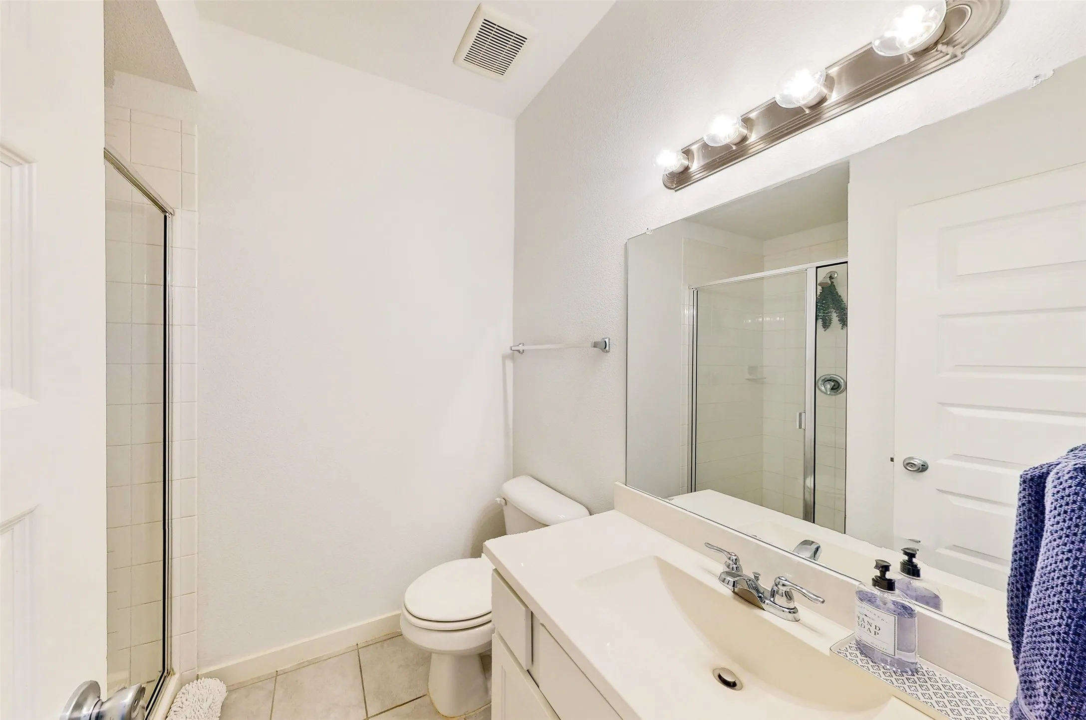Single Family Residence For Sale in Kaufman County , 2424 San Marcos Drive, Forney, Texas 75126, 4 Bedroom, 3 Bathroom, 2 Garage spaces, 2,250 Sqft, built in 2019, mls#21271605, Real Estate Agent in Forney, Homes For Sale in Kaufman county, Homes For Sale in Forney, Realtor in Forney Texas, Real Estate Brokerage Independent Realty Texas, Luminita Cordes Realtor