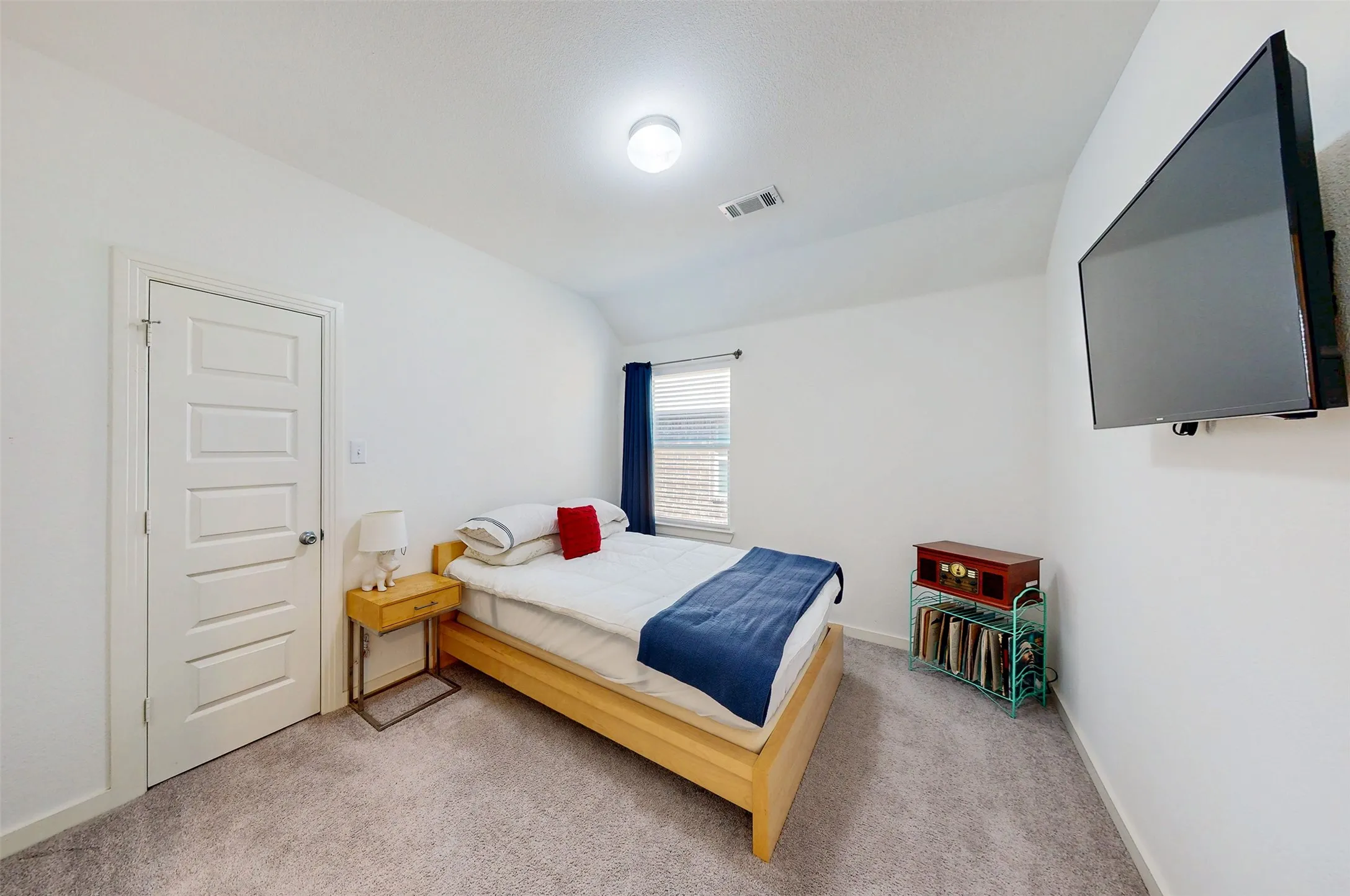 Single Family Residence For Sale in Kaufman County , 2424 San Marcos Drive, Forney, Texas 75126, 4 Bedroom, 3 Bathroom, 2 Garage spaces, 2,250 Sqft, built in 2019, mls#21271605, Real Estate Agent in Forney, Homes For Sale in Kaufman county, Homes For Sale in Forney, Realtor in Forney Texas, Real Estate Brokerage Independent Realty Texas, Luminita Cordes Realtor