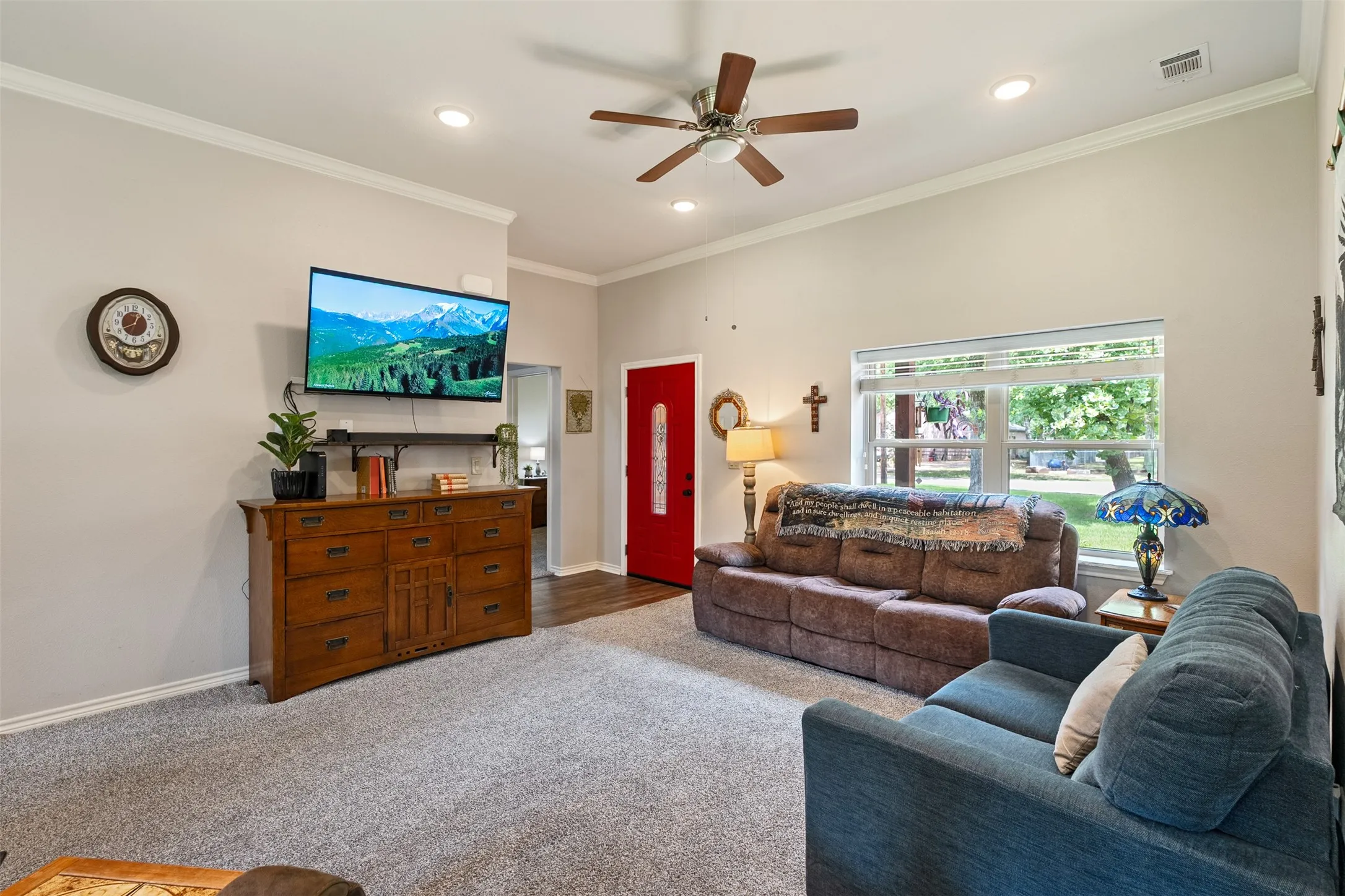 Single Family Residence For Sale in Henderson County , 49 Westview Circle, Star Harbor, Texas 75148, 3 Bedroom, 2 Bathroom, 2 Garage spaces, 1,524 Sqft, built in 2016, mls#21267717, Real Estate Agent in Star Harbor, Homes For Sale in Henderson county, Homes For Sale in Star Harbor, Realtor in Star Harbor Texas, Real Estate Brokerage Independent Realty Texas, Luminita Cordes Realtor