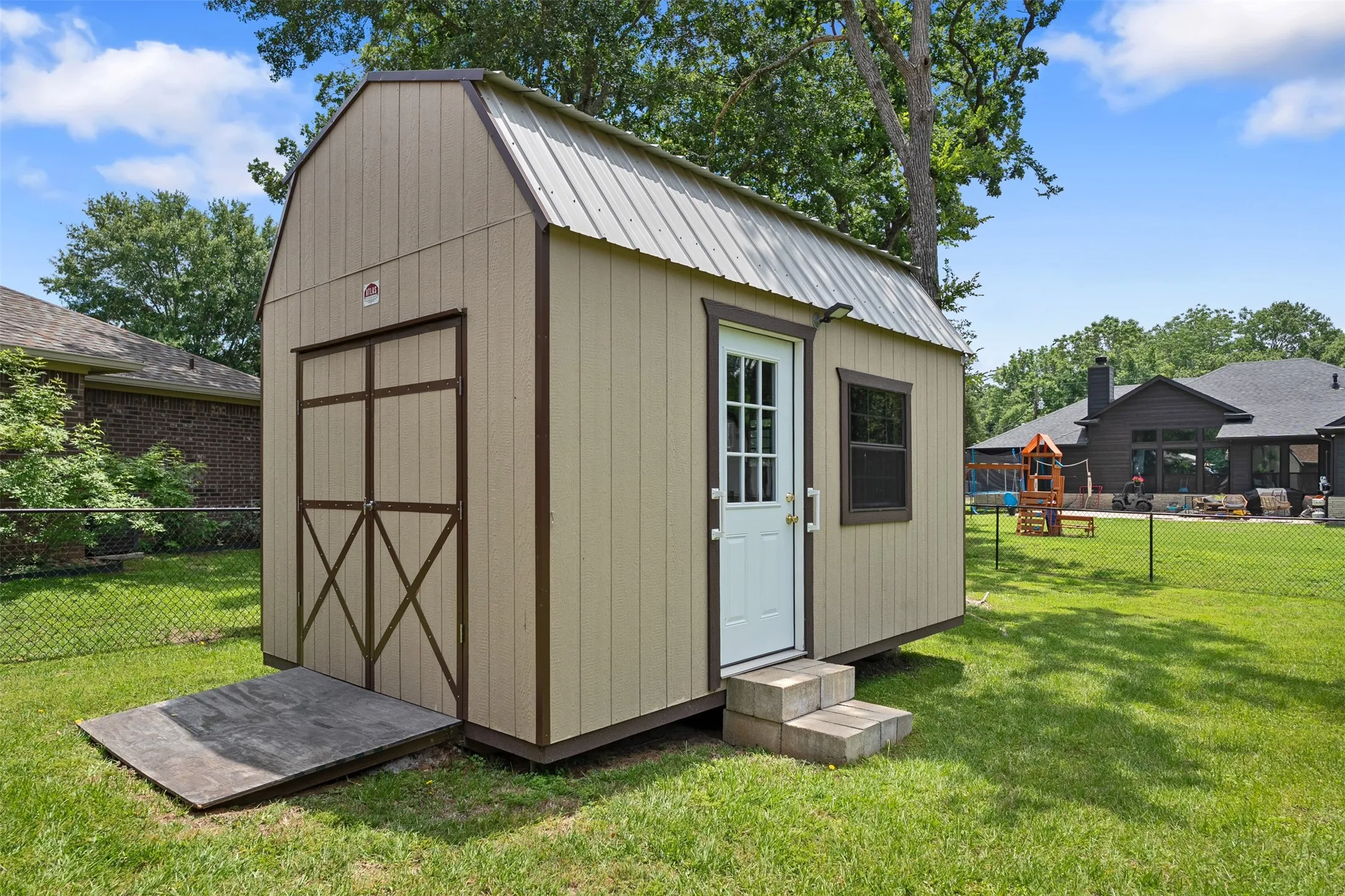 Single Family Residence For Sale in Henderson County , 49 Westview Circle, Star Harbor, Texas 75148, 3 Bedroom, 2 Bathroom, 2 Garage spaces, 1,524 Sqft, built in 2016, mls#21267717, Real Estate Agent in Star Harbor, Homes For Sale in Henderson county, Homes For Sale in Star Harbor, Realtor in Star Harbor Texas, Real Estate Brokerage Independent Realty Texas, Luminita Cordes Realtor