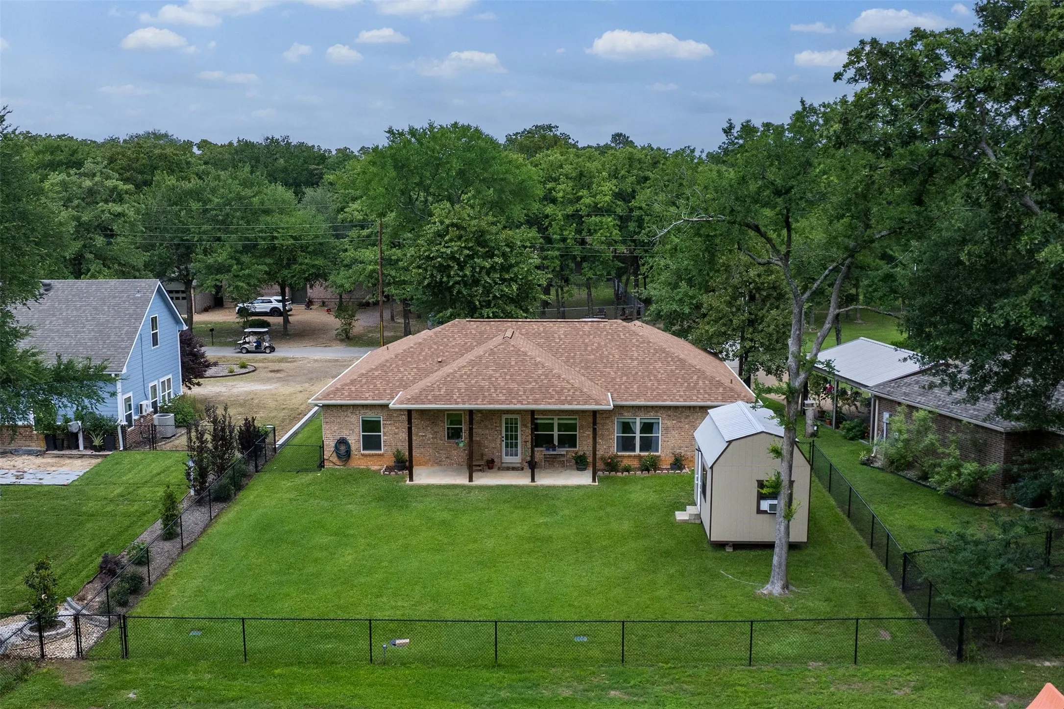 Single Family Residence For Sale in Henderson County , 49 Westview Circle, Star Harbor, Texas 75148, 3 Bedroom, 2 Bathroom, 2 Garage spaces, 1,524 Sqft, built in 2016, mls#21267717, Real Estate Agent in Star Harbor, Homes For Sale in Henderson county, Homes For Sale in Star Harbor, Realtor in Star Harbor Texas, Real Estate Brokerage Independent Realty Texas, Luminita Cordes Realtor