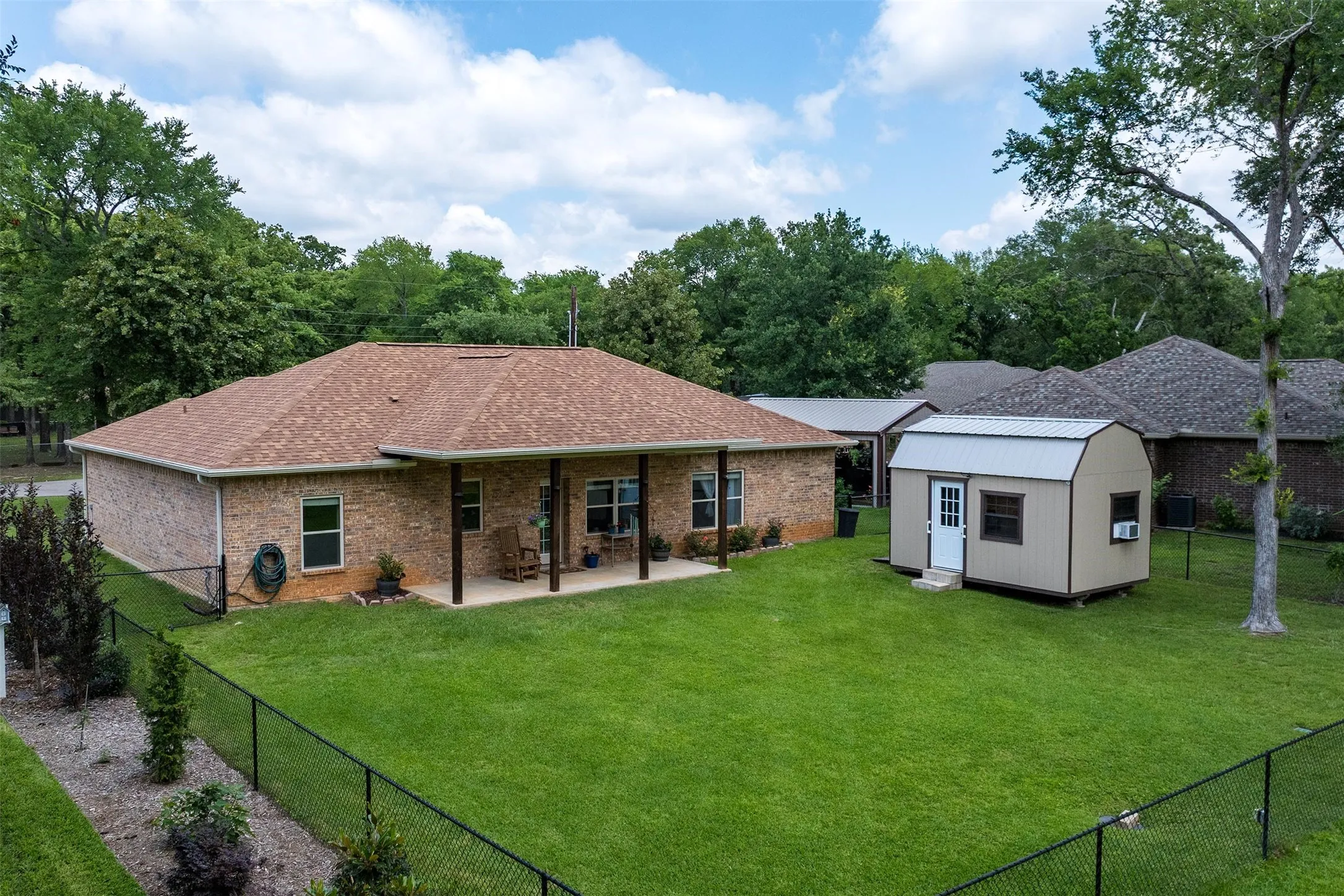 Single Family Residence For Sale in Henderson County , 49 Westview Circle, Star Harbor, Texas 75148, 3 Bedroom, 2 Bathroom, 2 Garage spaces, 1,524 Sqft, built in 2016, mls#21267717, Real Estate Agent in Star Harbor, Homes For Sale in Henderson county, Homes For Sale in Star Harbor, Realtor in Star Harbor Texas, Real Estate Brokerage Independent Realty Texas, Luminita Cordes Realtor
