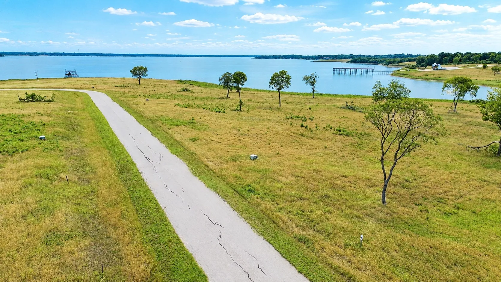 Unimproved Land For Sale in Navarro County , LOT 27-R Chambers Bay, Kerens, Texas 75144, 0, 0, Garage spaces, 0 Sqft, built in 0, mls#21271623, Real Estate Agent in Kerens, Homes For Sale in Navarro county, Homes For Sale in Kerens, Realtor in Kerens Texas, Real Estate Brokerage Independent Realty Texas, Luminita Cordes Realtor