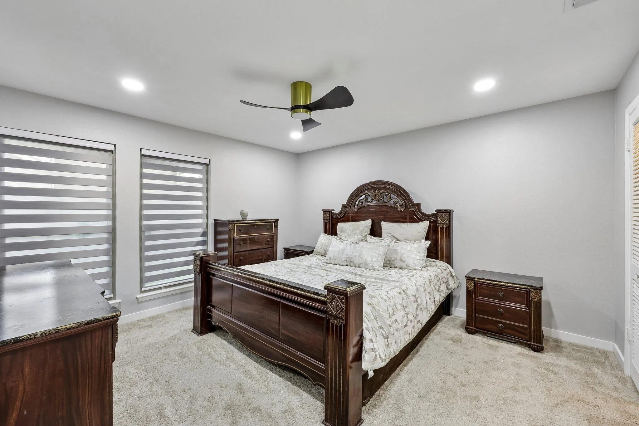 Single Family Residence For Sale in Dallas County , 3928 Tacoma Street, Irving, Texas 75062, 4 Bedroom, 2 Bathroom, 2 Garage spaces, 1,491 Sqft, built in 1966, mls#21271644, Real Estate Agent in Irving, Homes For Sale in Dallas county, Homes For Sale in Irving, Realtor in Irving Texas, Real Estate Brokerage Independent Realty Texas, Luminita Cordes Realtor
