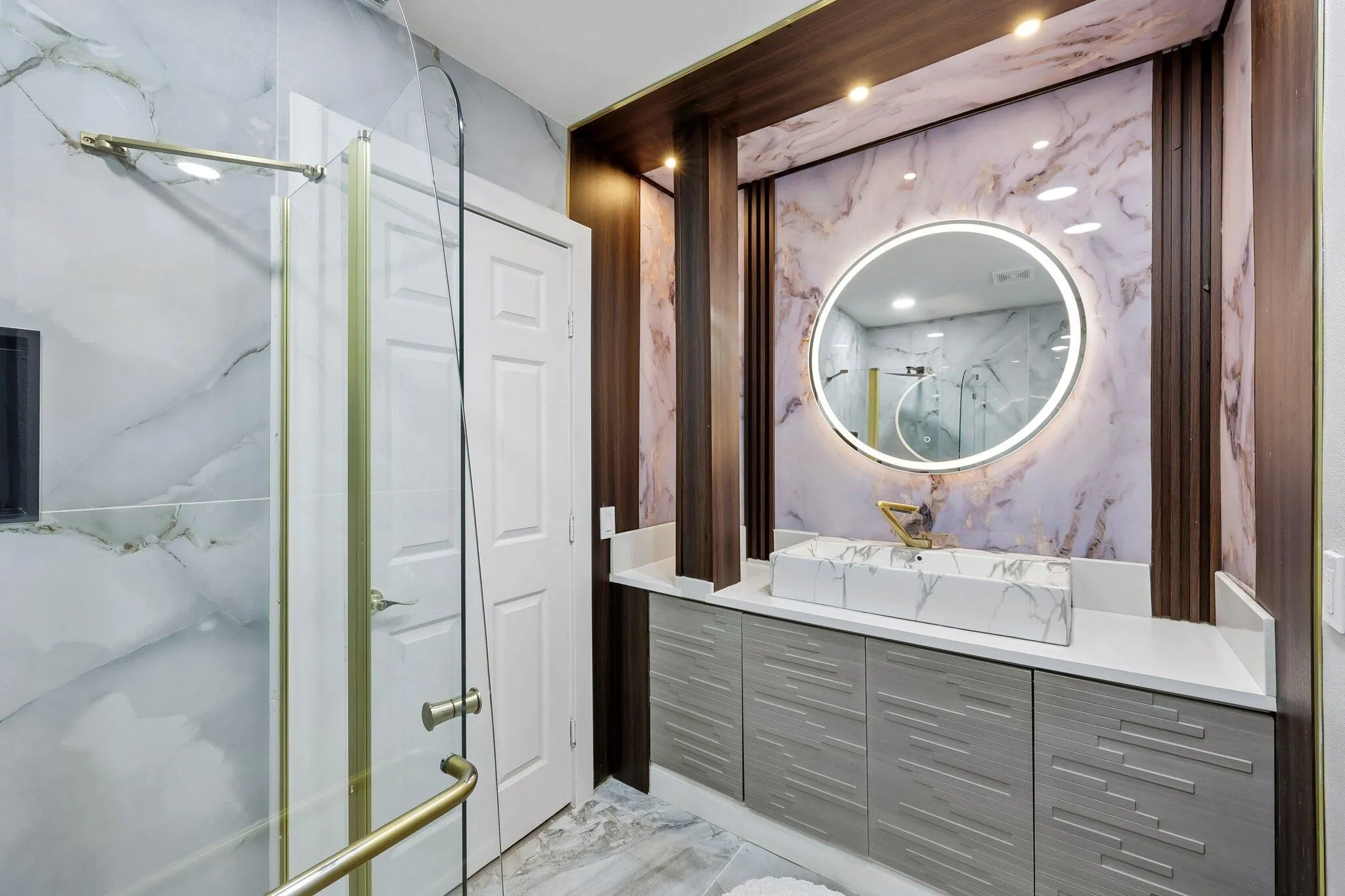 Single Family Residence For Sale in Dallas County , 3928 Tacoma Street, Irving, Texas 75062, 4 Bedroom, 2 Bathroom, 2 Garage spaces, 1,491 Sqft, built in 1966, mls#21271644, Real Estate Agent in Irving, Homes For Sale in Dallas county, Homes For Sale in Irving, Realtor in Irving Texas, Real Estate Brokerage Independent Realty Texas, Luminita Cordes Realtor