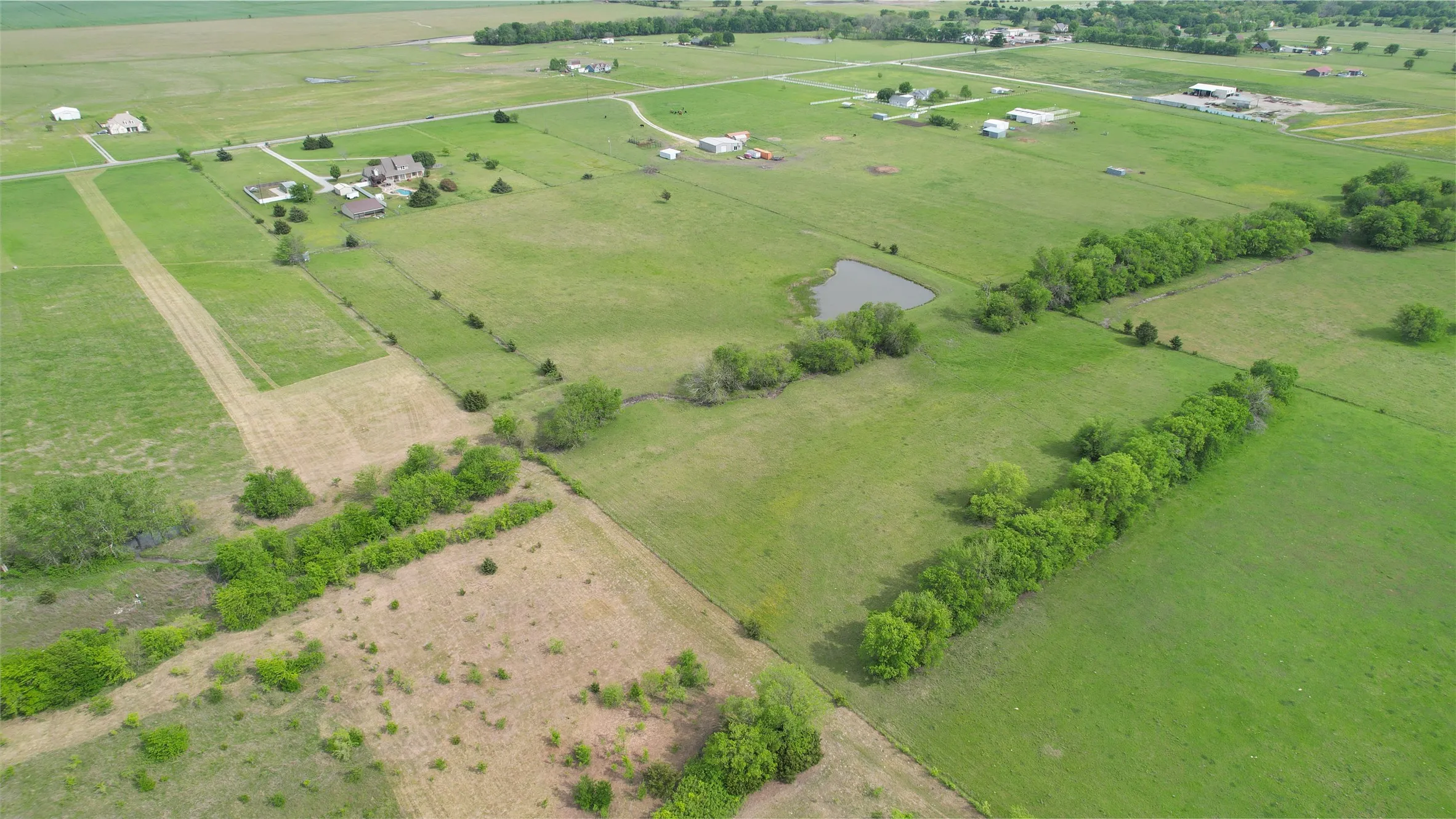 Improved Land For Sale in Grayson County , 022 EAST LINE, Whitewright, Texas 75491, 0, 0, Garage spaces, 0 Sqft, built in 0, mls#21271642, Real Estate Agent in Whitewright, Homes For Sale in Grayson county, Homes For Sale in Whitewright, Realtor in Whitewright Texas, Real Estate Brokerage Independent Realty Texas, Luminita Cordes Realtor