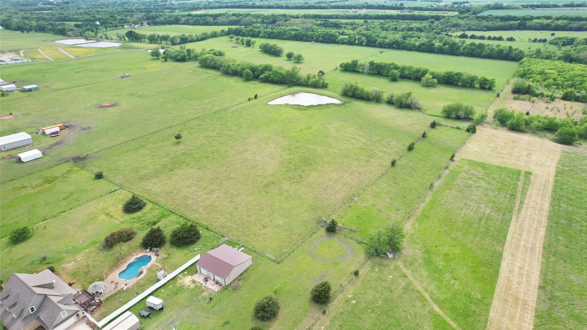 Improved Land For Sale in Grayson County , 022 EAST LINE, Whitewright, Texas 75491, 0, 0, Garage spaces, 0 Sqft, built in 0, mls#21271642, Real Estate Agent in Whitewright, Homes For Sale in Grayson county, Homes For Sale in Whitewright, Realtor in Whitewright Texas, Real Estate Brokerage Independent Realty Texas, Luminita Cordes Realtor