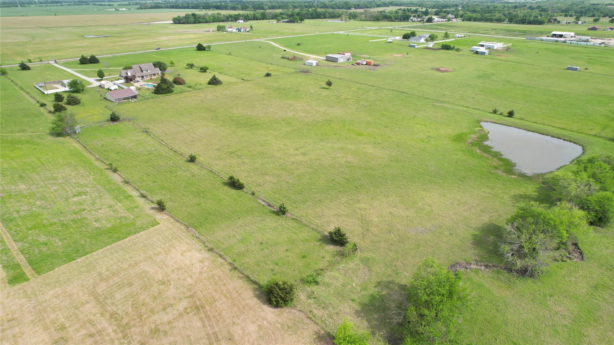 Improved Land For Sale in Grayson County , 022 EAST LINE, Whitewright, Texas 75491, 0, 0, Garage spaces, 0 Sqft, built in 0, mls#21271642, Real Estate Agent in Whitewright, Homes For Sale in Grayson county, Homes For Sale in Whitewright, Realtor in Whitewright Texas, Real Estate Brokerage Independent Realty Texas, Luminita Cordes Realtor