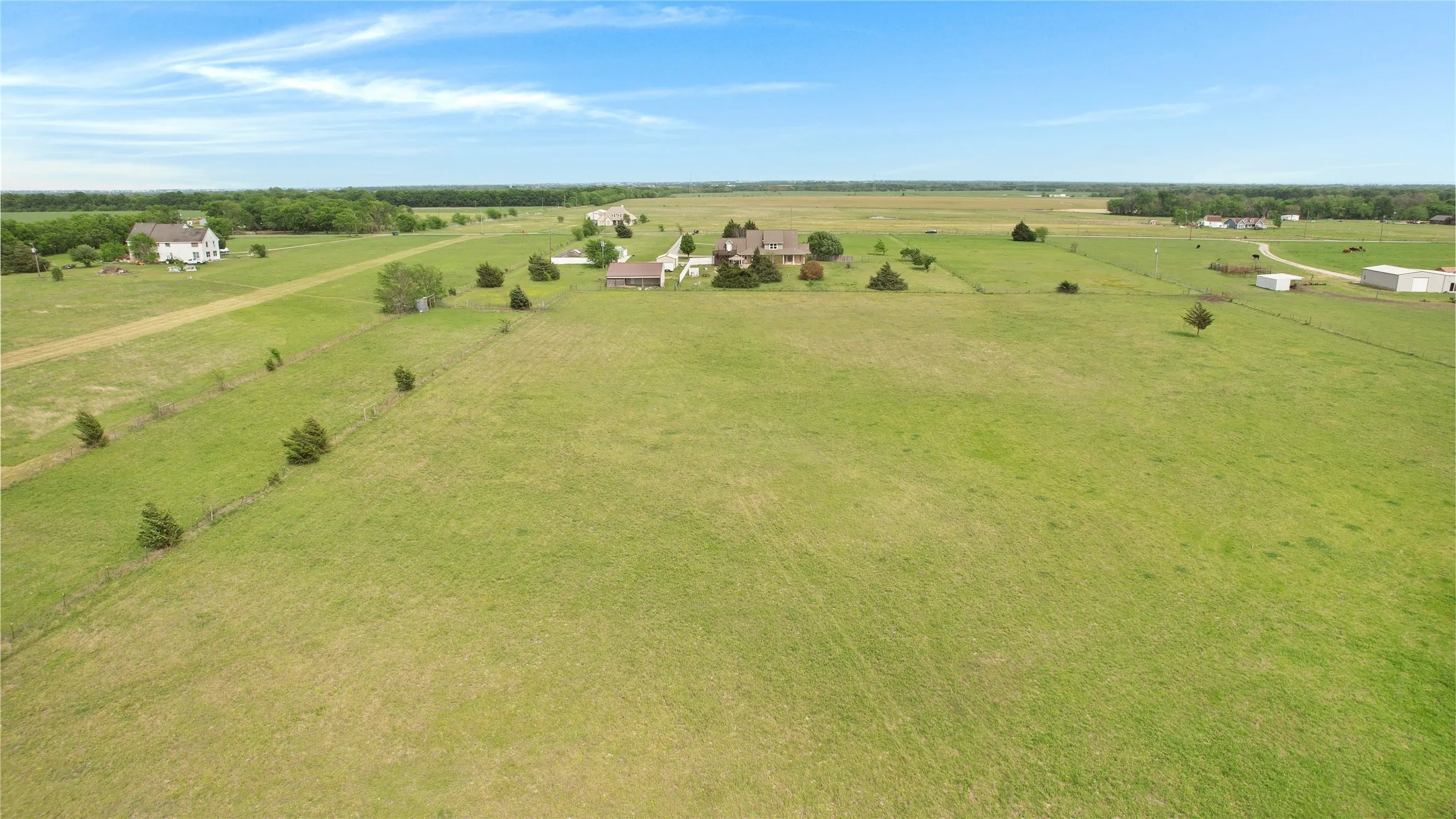 Improved Land For Sale in Grayson County , 022 EAST LINE, Whitewright, Texas 75491, 0, 0, Garage spaces, 0 Sqft, built in 0, mls#21271642, Real Estate Agent in Whitewright, Homes For Sale in Grayson county, Homes For Sale in Whitewright, Realtor in Whitewright Texas, Real Estate Brokerage Independent Realty Texas, Luminita Cordes Realtor
