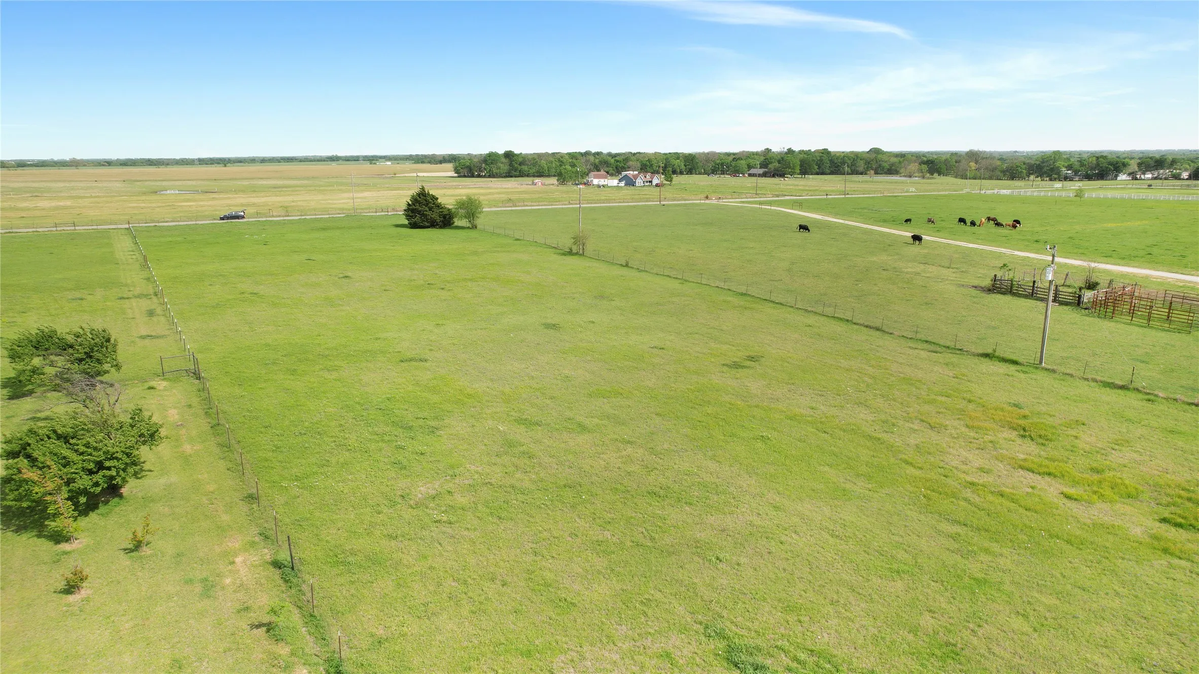 Improved Land For Sale in Grayson County , 022 EAST LINE, Whitewright, Texas 75491, 0, 0, Garage spaces, 0 Sqft, built in 0, mls#21271642, Real Estate Agent in Whitewright, Homes For Sale in Grayson county, Homes For Sale in Whitewright, Realtor in Whitewright Texas, Real Estate Brokerage Independent Realty Texas, Luminita Cordes Realtor