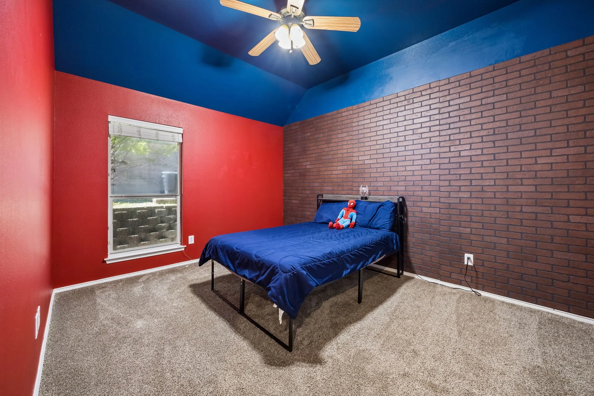 Single Family Residence For Sale in Rockwall County , 1305 Stanford Drive, Rockwall, Texas 75087, 4 Bedroom, 2 Bathroom, 2 Garage spaces, 2,501 Sqft, built in 2003, mls#21271288, Real Estate Agent in Rockwall, Homes For Sale in Rockwall county, Homes For Sale in Rockwall, Realtor in Rockwall Texas, Real Estate Brokerage Independent Realty Texas, Luminita Cordes Realtor