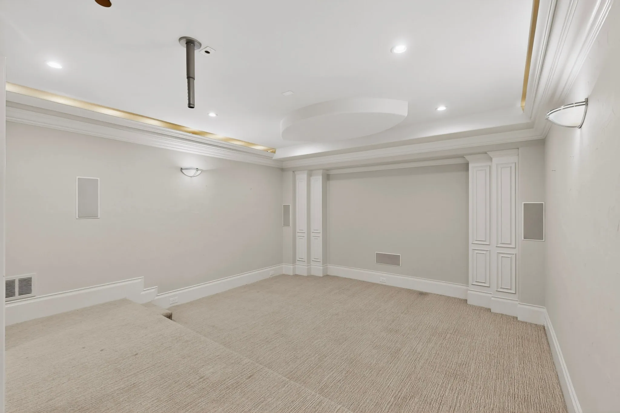 Single Family Residence For Sale in Dallas County , 4424 Glenleigh Drive, Dallas, Texas 75220, 5 Bedroom, 7 Bathroom, 3 Garage spaces, 6,578 Sqft, built in 2005, mls#21260964, Real Estate Agent in Dallas, Homes For Sale in Dallas county, Homes For Sale in Dallas, Realtor in Dallas Texas, Real Estate Brokerage Independent Realty Texas, Luminita Cordes Realtor