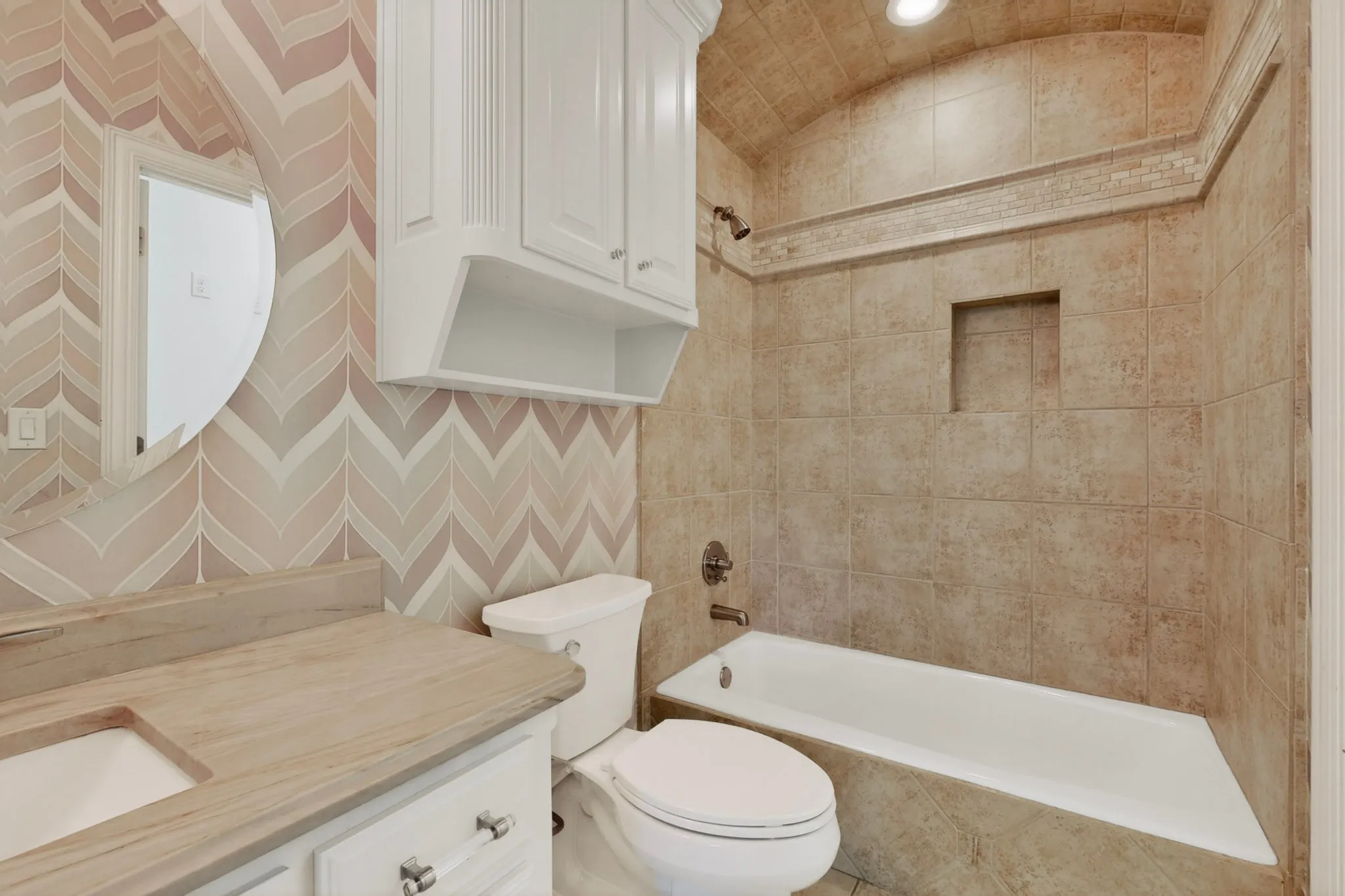 Single Family Residence For Sale in Dallas County , 4424 Glenleigh Drive, Dallas, Texas 75220, 5 Bedroom, 7 Bathroom, 3 Garage spaces, 6,578 Sqft, built in 2005, mls#21260964, Real Estate Agent in Dallas, Homes For Sale in Dallas county, Homes For Sale in Dallas, Realtor in Dallas Texas, Real Estate Brokerage Independent Realty Texas, Luminita Cordes Realtor