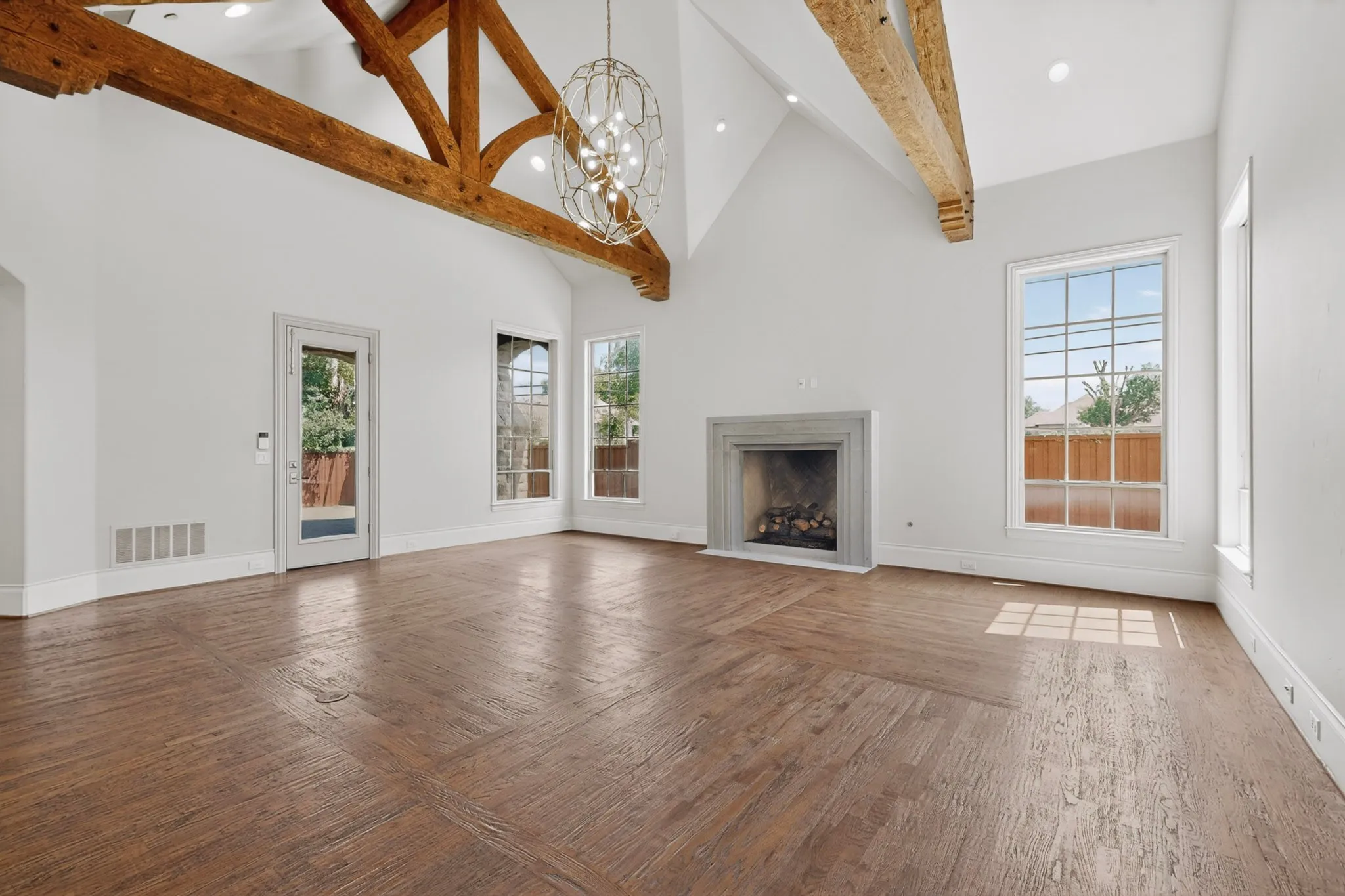 Single Family Residence For Sale in Dallas County , 4424 Glenleigh Drive, Dallas, Texas 75220, 5 Bedroom, 7 Bathroom, 3 Garage spaces, 6,578 Sqft, built in 2005, mls#21260964, Real Estate Agent in Dallas, Homes For Sale in Dallas county, Homes For Sale in Dallas, Realtor in Dallas Texas, Real Estate Brokerage Independent Realty Texas, Luminita Cordes Realtor