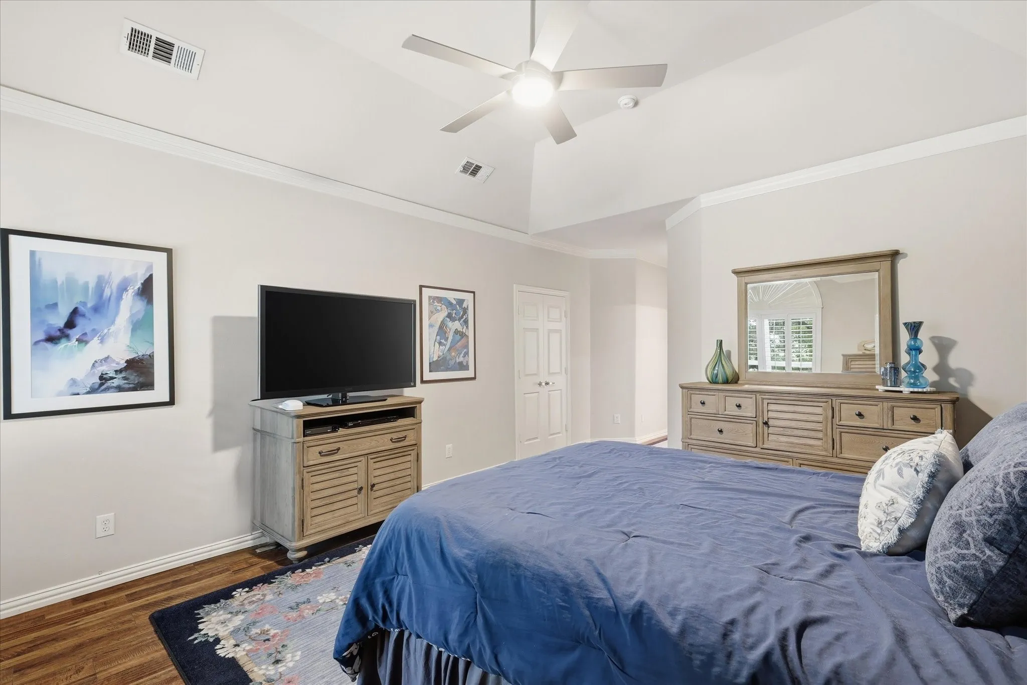 Townhouse For Sale in Dallas County , 4222 Spyglass Hill Lane, Irving, Texas 75038, 2 Bedroom, 3 Bathroom, 2 Garage spaces, 2,132 Sqft, built in 1998, mls#21270262, Real Estate Agent in Irving, Homes For Sale in Dallas county, Homes For Sale in Irving, Realtor in Irving Texas, Real Estate Brokerage Independent Realty Texas, Luminita Cordes Realtor