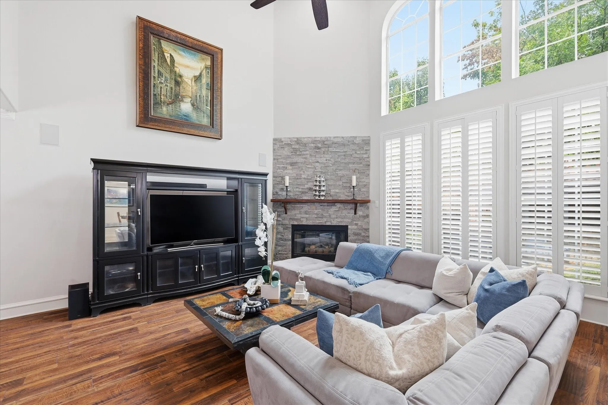 Townhouse For Sale in Dallas County , 4222 Spyglass Hill Lane, Irving, Texas 75038, 2 Bedroom, 3 Bathroom, 2 Garage spaces, 2,132 Sqft, built in 1998, mls#21270262, Real Estate Agent in Irving, Homes For Sale in Dallas county, Homes For Sale in Irving, Realtor in Irving Texas, Real Estate Brokerage Independent Realty Texas, Luminita Cordes Realtor