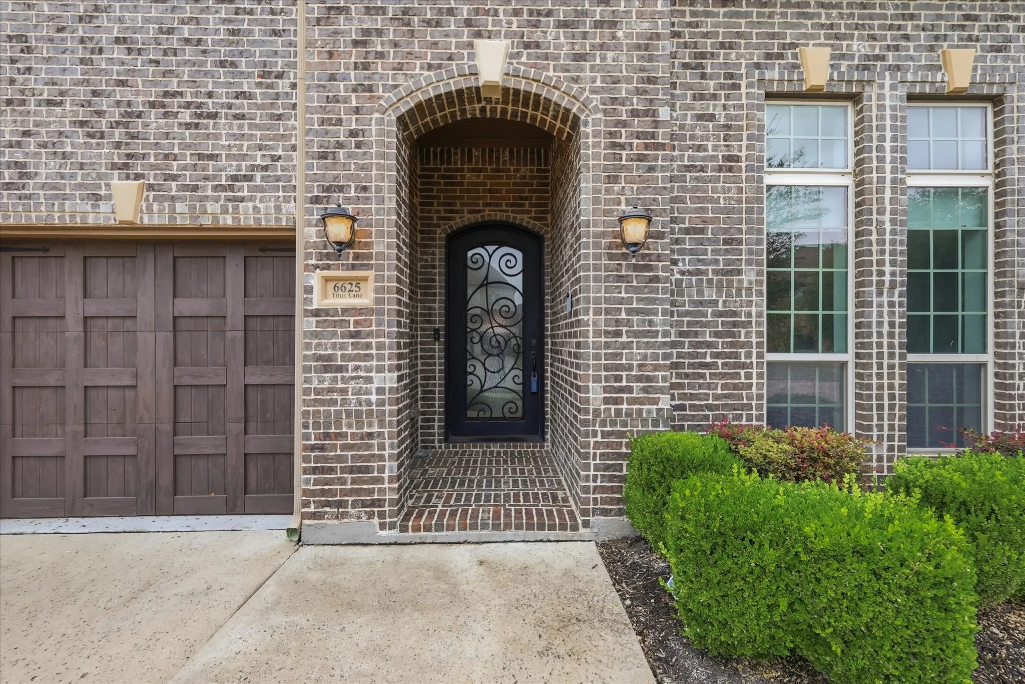 Single Family Residence For Sale in Denton County , 6625 Titus Lane, Frisco, Texas 75036, 4 Bedroom, 5 Bathroom, 2 Garage spaces, 3,685 Sqft, built in 2017, Price $879,900, mls#21268587, Real Estate Agent in Frisco, Homes For Sale in Denton county, Homes For Sale in Frisco, Realtor in Frisco Texas, Real Estate Brokerage Independent Realty Texas, Luminita Cordes Realtor