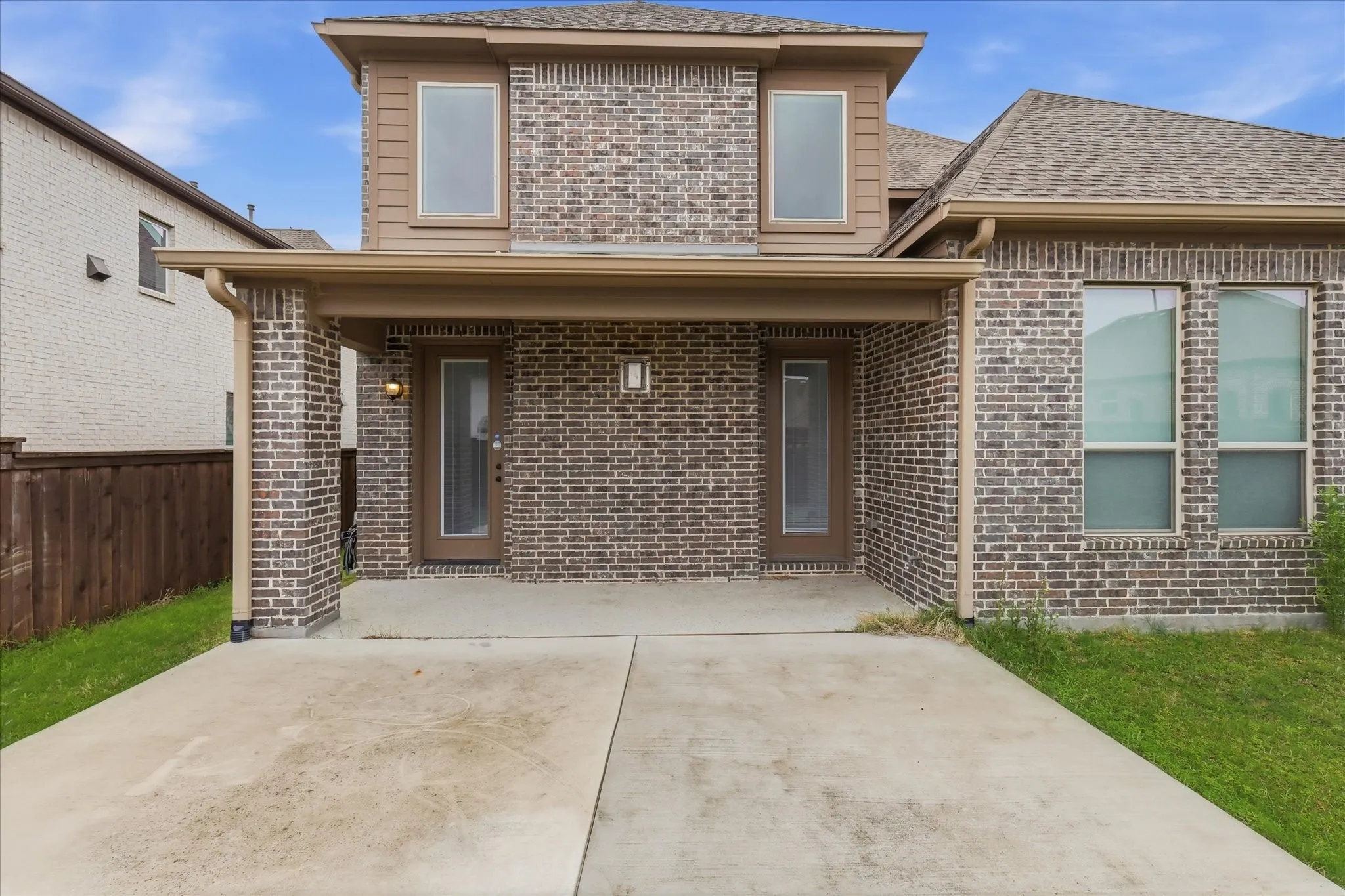 Single Family Residence For Sale in Denton County , 6625 Titus Lane, Frisco, Texas 75036, 4 Bedroom, 5 Bathroom, 2 Garage spaces, 3,685 Sqft, built in 2017, Price $879,900, mls#21268587, Real Estate Agent in Frisco, Homes For Sale in Denton county, Homes For Sale in Frisco, Realtor in Frisco Texas, Real Estate Brokerage Independent Realty Texas, Luminita Cordes Realtor