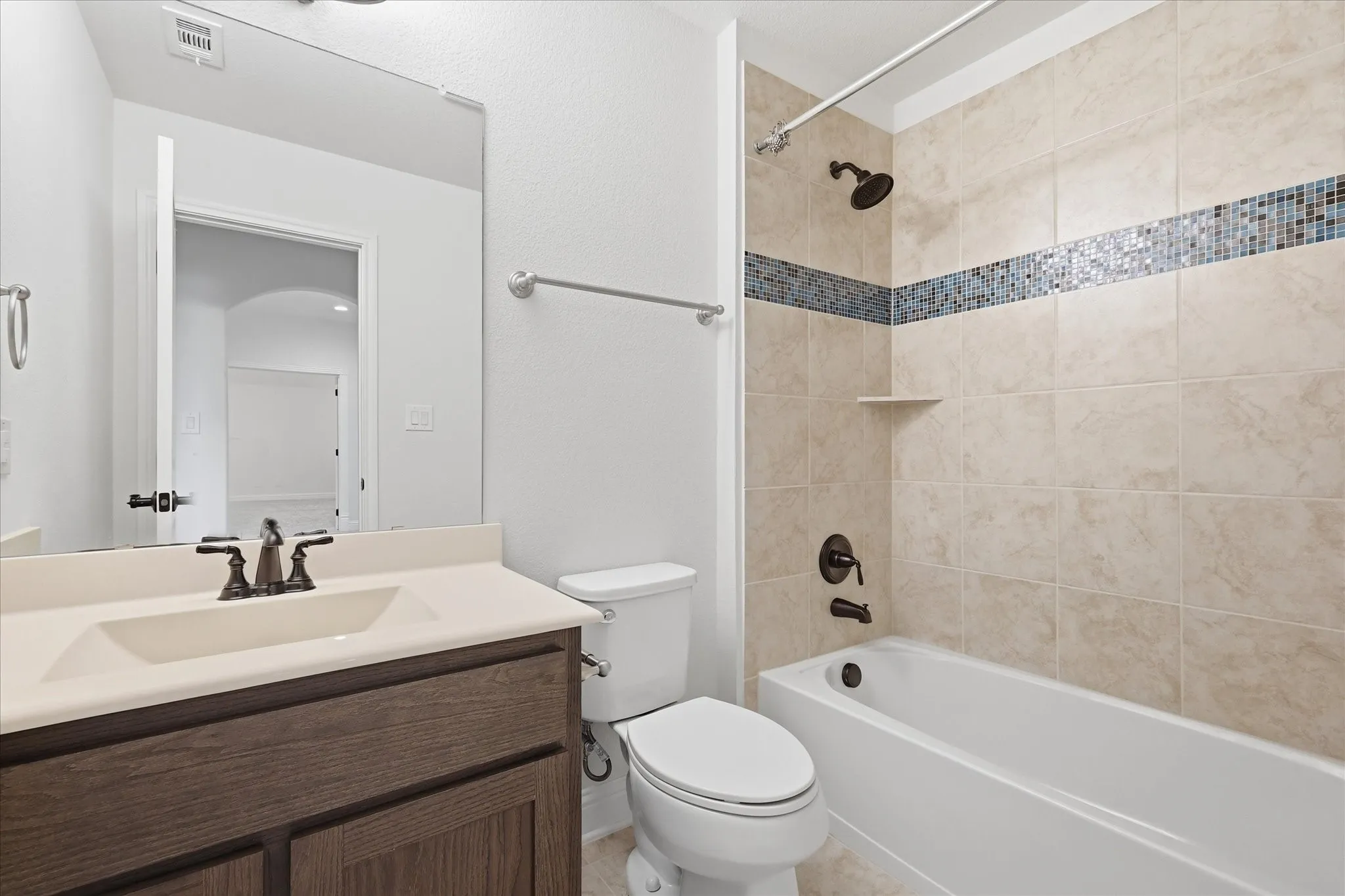 Single Family Residence For Sale in Denton County , 6625 Titus Lane, Frisco, Texas 75036, 4 Bedroom, 5 Bathroom, 2 Garage spaces, 3,685 Sqft, built in 2017, Price $879,900, mls#21268587, Real Estate Agent in Frisco, Homes For Sale in Denton county, Homes For Sale in Frisco, Realtor in Frisco Texas, Real Estate Brokerage Independent Realty Texas, Luminita Cordes Realtor