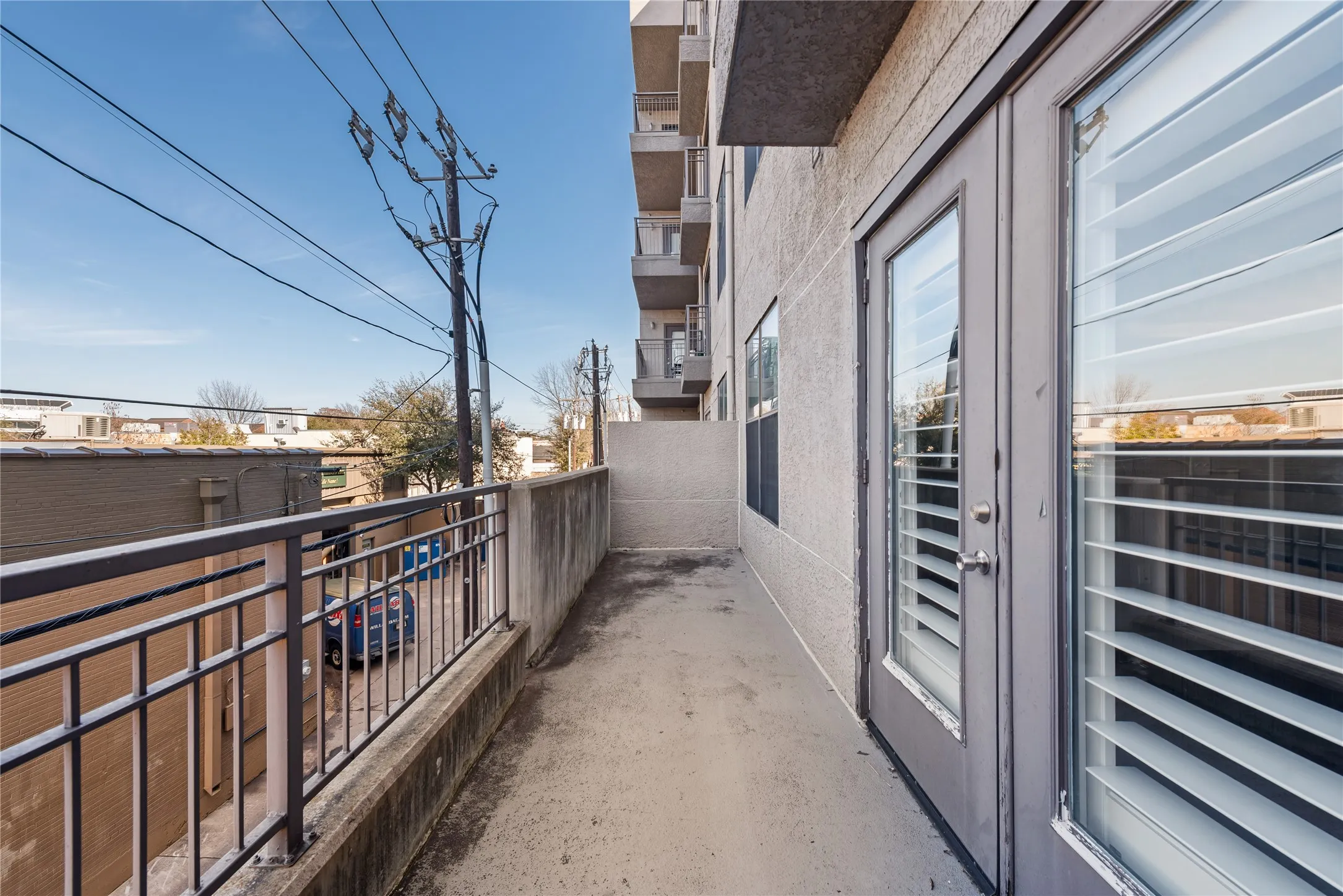 Condominium For Rent in Dallas County , 5609 Smu Boulevard 207, Dallas, Texas 75206, 2 Bedroom, 2 Bathroom, 1 Garage spaces, 1,025 Sqft, built in 2008, mls#21270374, Real Estate Agent in Dallas, Homes For Rent in Dallas county, Homes For Rent in Dallas, Realtor in Dallas Texas, Real Estate Brokerage Independent Realty Texas, Luminita Cordes Realtor