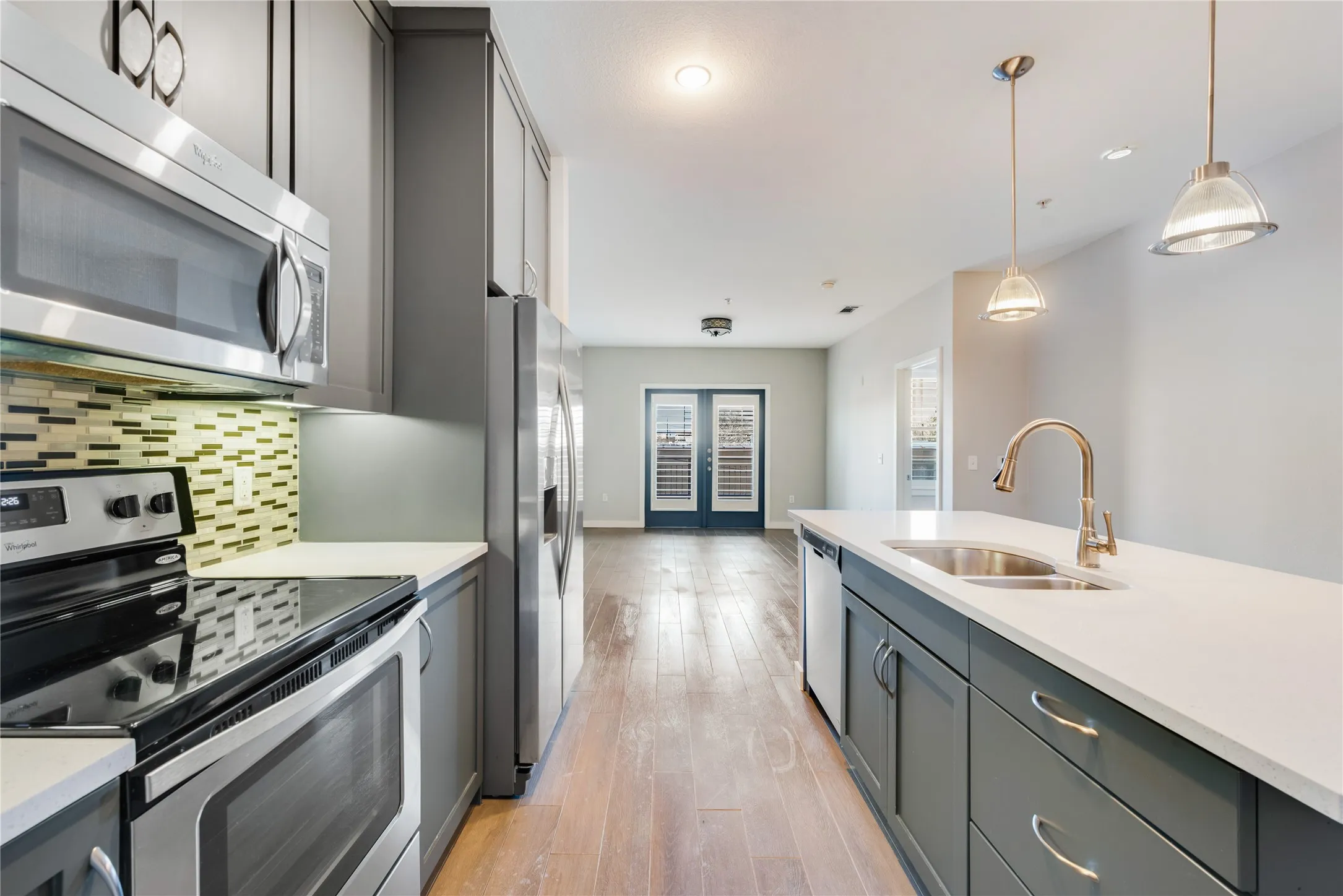 Condominium For Rent in Dallas County , 5609 Smu Boulevard 207, Dallas, Texas 75206, 2 Bedroom, 2 Bathroom, 1 Garage spaces, 1,025 Sqft, built in 2008, mls#21270374, Real Estate Agent in Dallas, Homes For Rent in Dallas county, Homes For Rent in Dallas, Realtor in Dallas Texas, Real Estate Brokerage Independent Realty Texas, Luminita Cordes Realtor