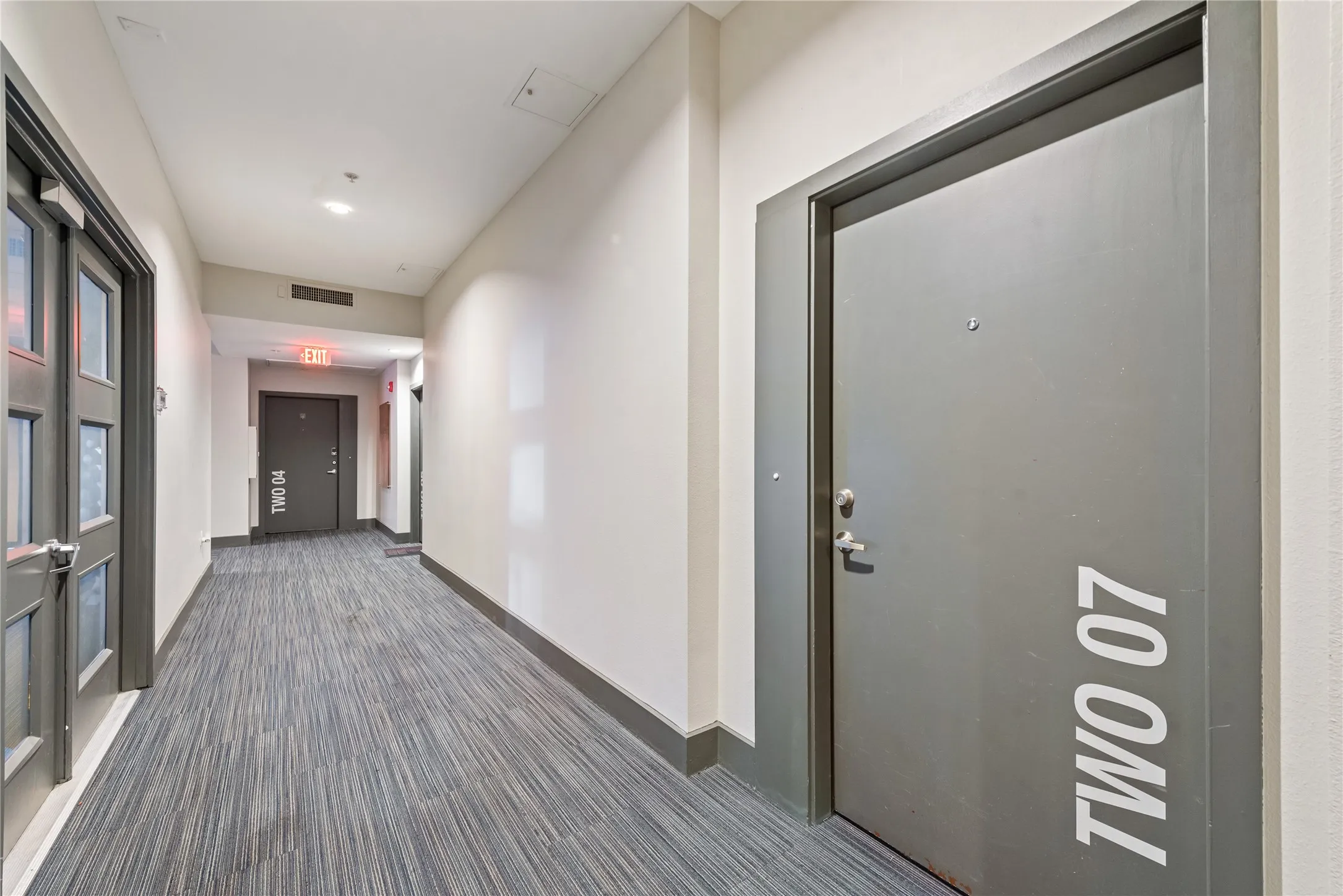 Condominium For Rent in Dallas County , 5609 Smu Boulevard 207, Dallas, Texas 75206, 2 Bedroom, 2 Bathroom, 1 Garage spaces, 1,025 Sqft, built in 2008, mls#21270374, Real Estate Agent in Dallas, Homes For Rent in Dallas county, Homes For Rent in Dallas, Realtor in Dallas Texas, Real Estate Brokerage Independent Realty Texas, Luminita Cordes Realtor