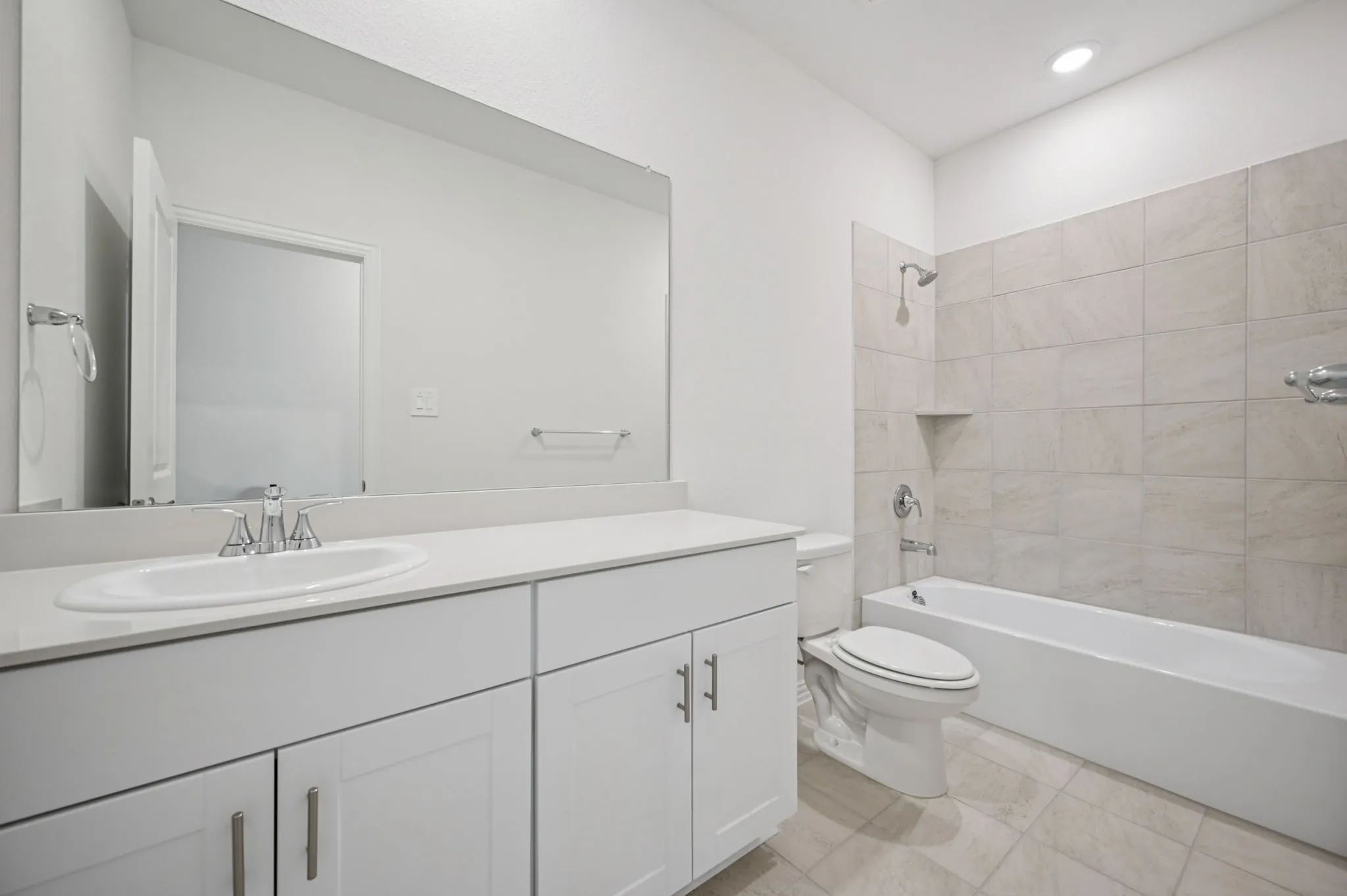 Photo is not of the actual home, but is an inspirational photo of builder’s model home and may depict options, furnishings, and/or decorator features that are not included.