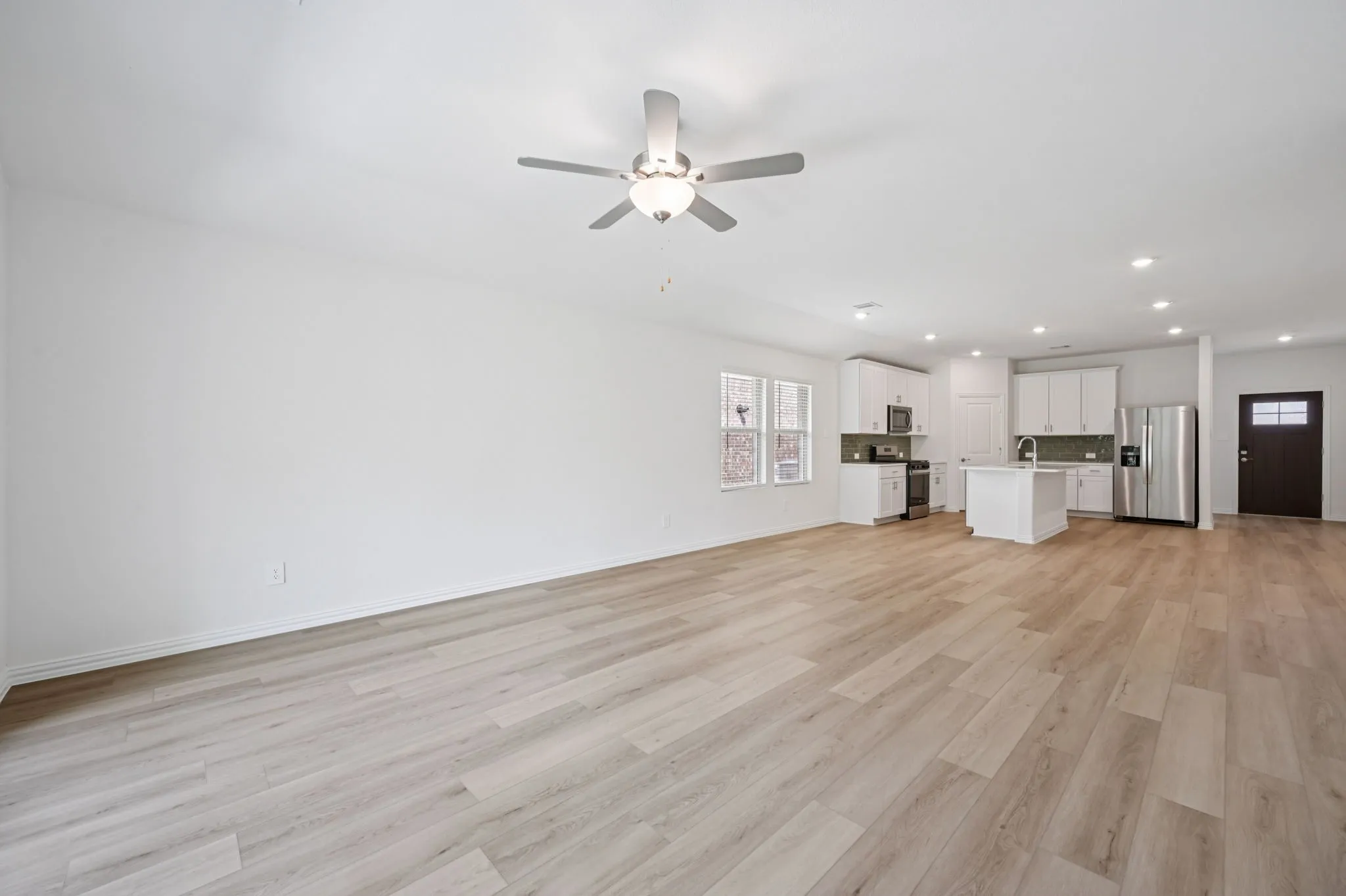 Photo is not of the actual home, but is an inspirational photo of builder’s model home and may depict options, furnishings, and/or decorator features that are not included.