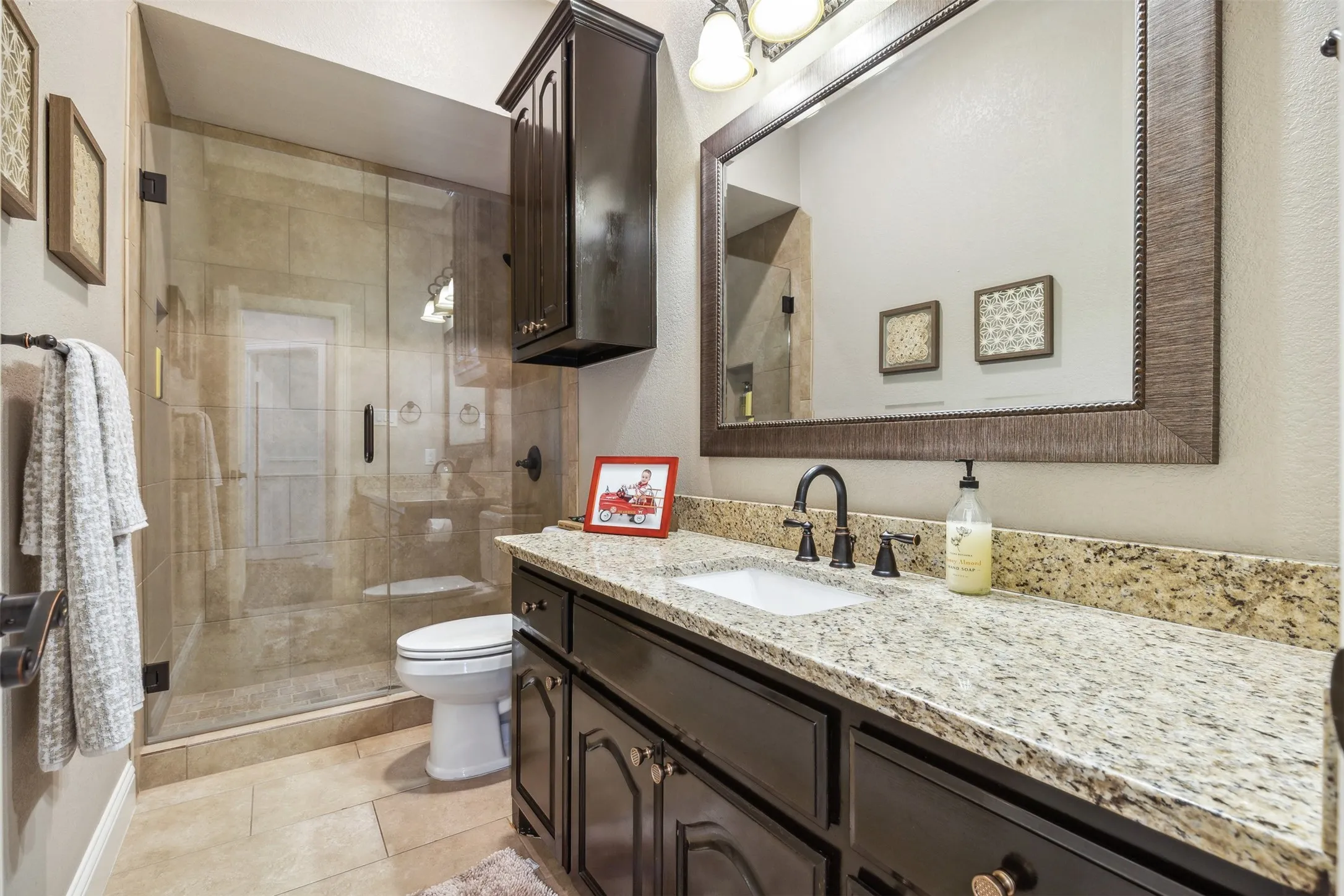 Single Family Residence For Sale in Tarrant County , 3118 Woodland Heights Circle, Colleyville, Texas 76034, 4 Bedroom, 3 Bathroom, 2 Garage spaces, 2,795 Sqft, built in 1992, mls#21267197, Real Estate Agent in Colleyville, Homes For Sale in Tarrant county, Homes For Sale in Colleyville, Realtor in Colleyville Texas, Real Estate Brokerage Independent Realty Texas, Luminita Cordes Realtor