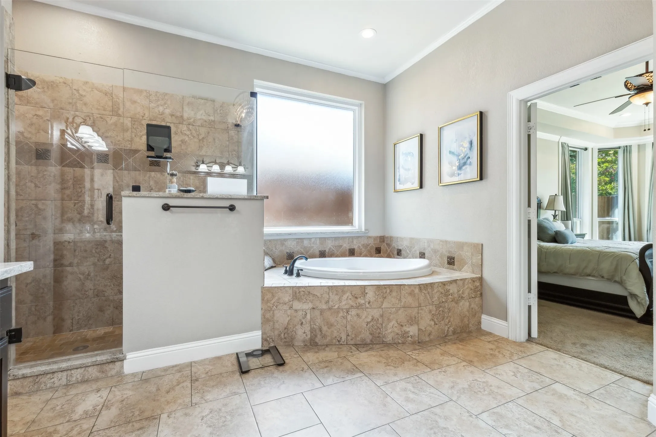 Single Family Residence For Sale in Tarrant County , 3118 Woodland Heights Circle, Colleyville, Texas 76034, 4 Bedroom, 3 Bathroom, 2 Garage spaces, 2,795 Sqft, built in 1992, mls#21267197, Real Estate Agent in Colleyville, Homes For Sale in Tarrant county, Homes For Sale in Colleyville, Realtor in Colleyville Texas, Real Estate Brokerage Independent Realty Texas, Luminita Cordes Realtor