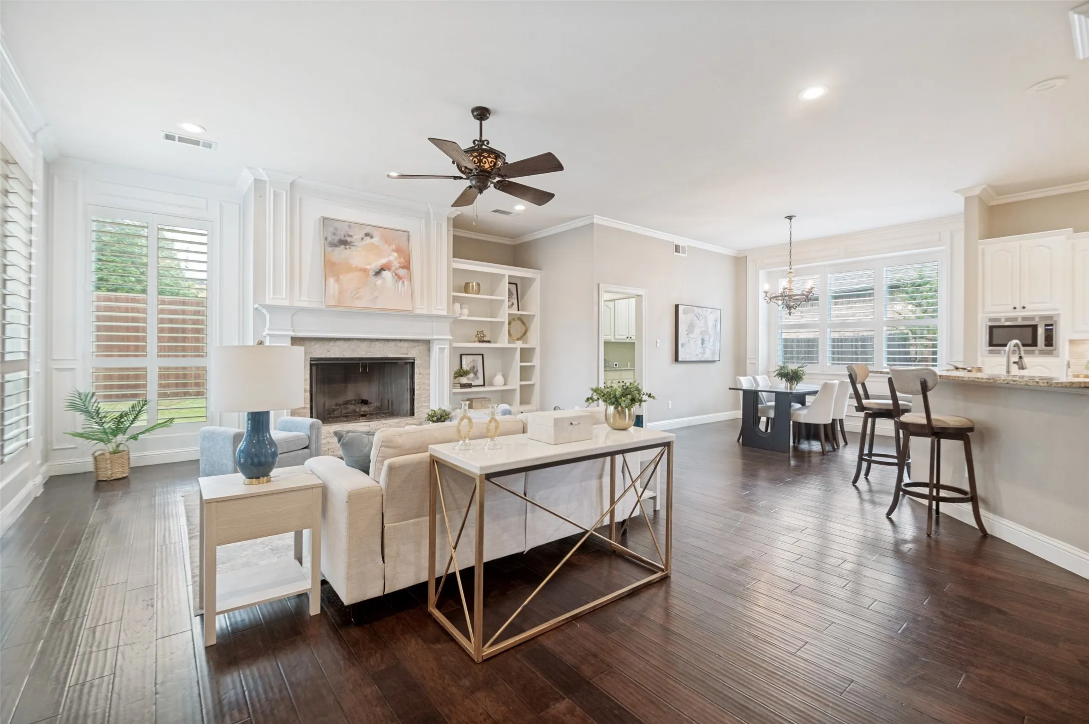 Single Family Residence For Sale in Tarrant County , 3118 Woodland Heights Circle, Colleyville, Texas 76034, 4 Bedroom, 3 Bathroom, 2 Garage spaces, 2,795 Sqft, built in 1992, mls#21267197, Real Estate Agent in Colleyville, Homes For Sale in Tarrant county, Homes For Sale in Colleyville, Realtor in Colleyville Texas, Real Estate Brokerage Independent Realty Texas, Luminita Cordes Realtor