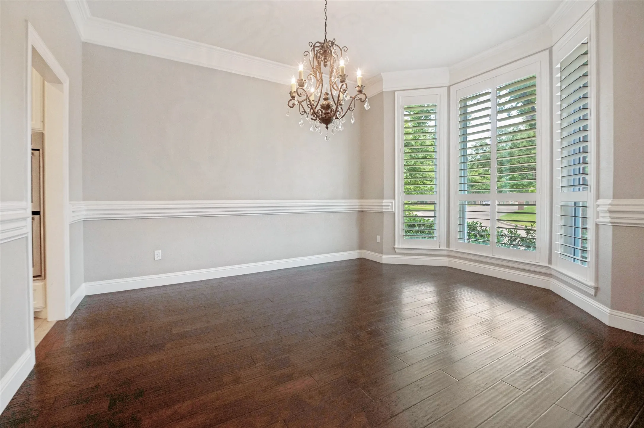 Single Family Residence For Sale in Tarrant County , 3118 Woodland Heights Circle, Colleyville, Texas 76034, 4 Bedroom, 3 Bathroom, 2 Garage spaces, 2,795 Sqft, built in 1992, mls#21267197, Real Estate Agent in Colleyville, Homes For Sale in Tarrant county, Homes For Sale in Colleyville, Realtor in Colleyville Texas, Real Estate Brokerage Independent Realty Texas, Luminita Cordes Realtor