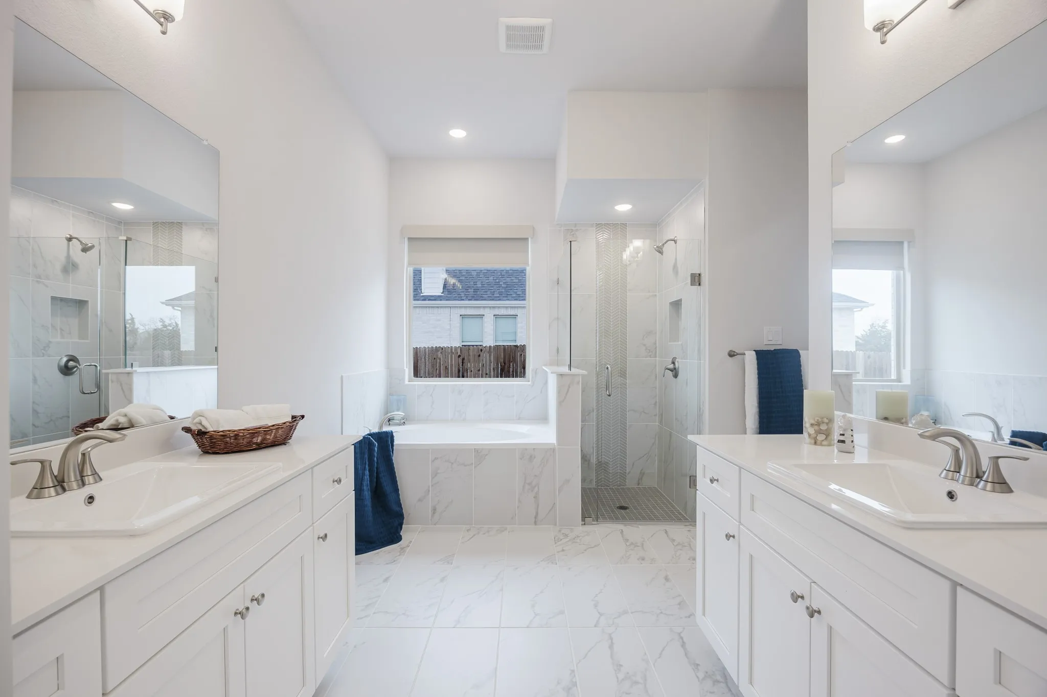 Single Family Residence For Rent in Collin County , 3216 Creek Meadow Drive, Anna, Texas 75409, 4 Bedroom, 4 Bathroom, 3 Garage spaces, 3,239 Sqft, built in 2022, mls#21271753, Real Estate Agent in Anna, Homes For Rent in Collin county, Homes For Rent in Anna, Realtor in Anna Texas, Real Estate Brokerage Independent Realty Texas, Luminita Cordes Realtor