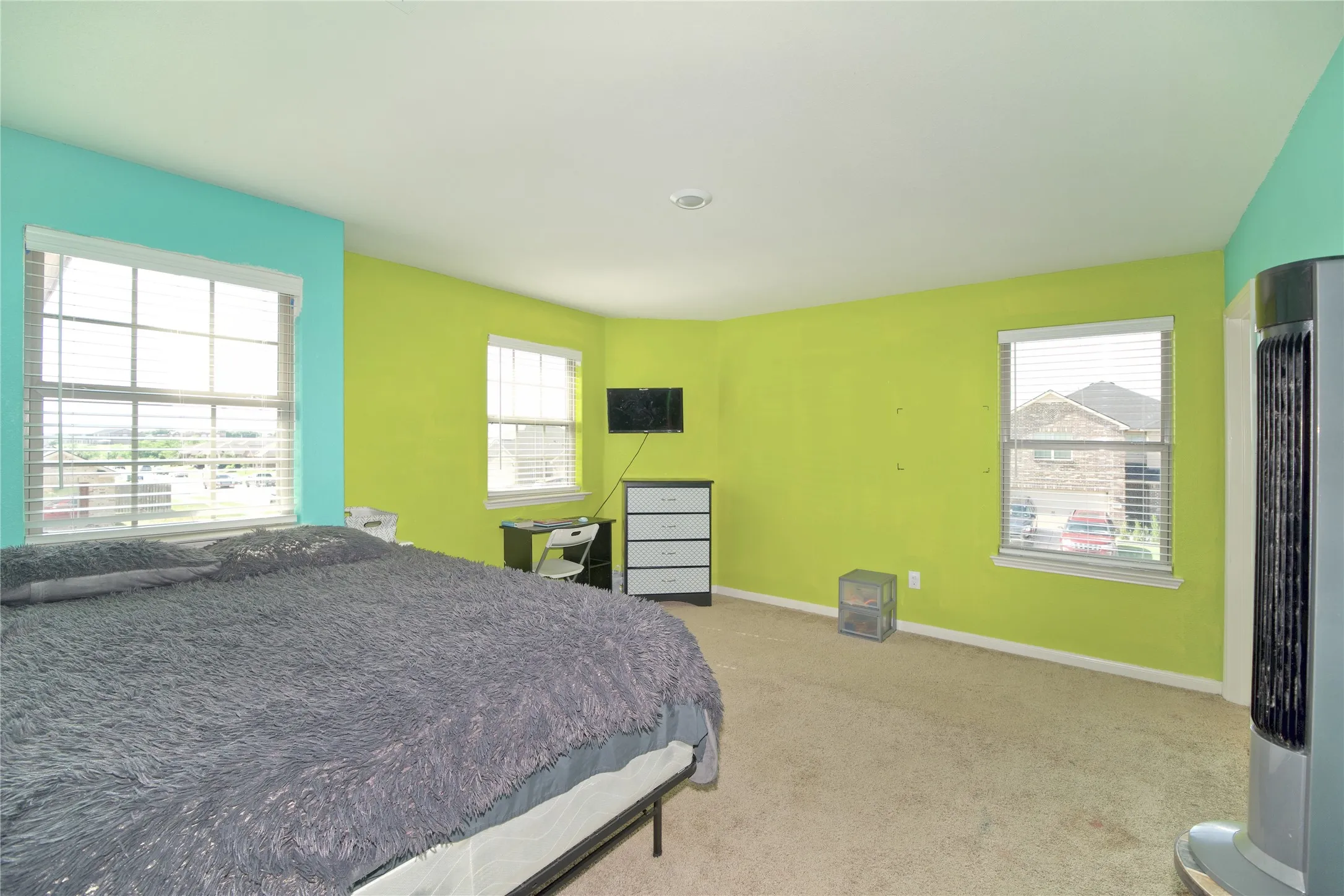 Single Family Residence For Sale in Denton County , 3026 Watercrest Drive, Sanger, Texas 76266, 5 Bedroom, 3 Bathroom, 2 Garage spaces, 2,629 Sqft, built in 2019, mls#21268175, Real Estate Agent in Sanger, Homes For Sale in Denton county, Homes For Sale in Sanger, Realtor in Sanger Texas, Real Estate Brokerage Independent Realty Texas, Luminita Cordes Realtor