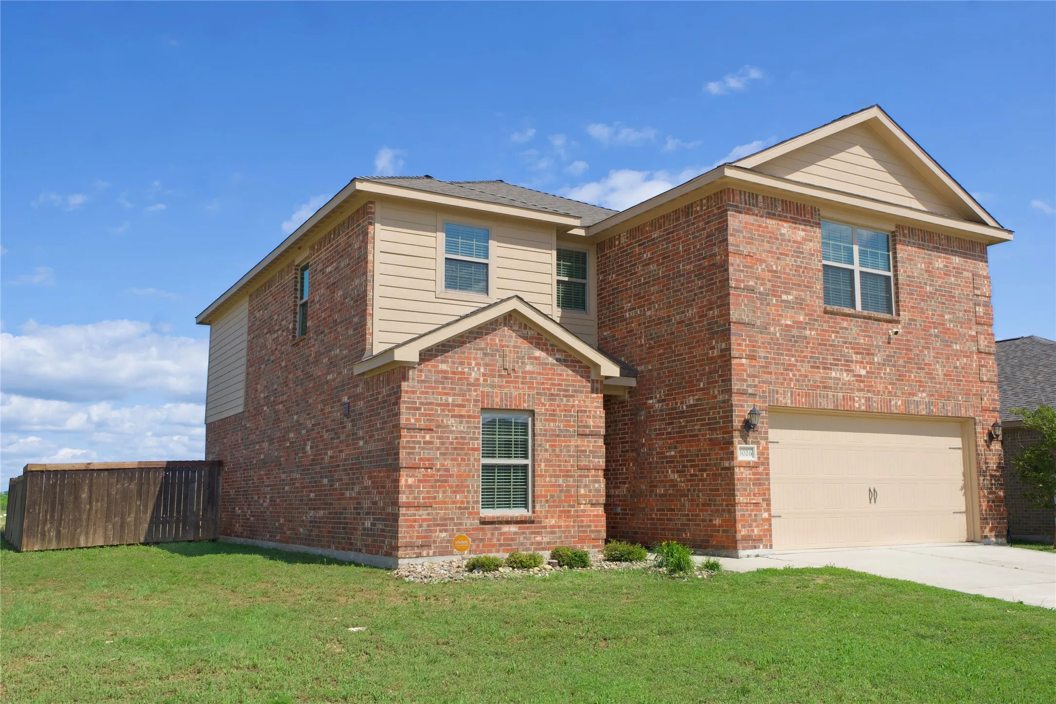 Single Family Residence For Sale in Denton County , 3026 Watercrest Drive, Sanger, Texas 76266, 5 Bedroom, 3 Bathroom, 2 Garage spaces, 2,629 Sqft, built in 2019, mls#21268175, Real Estate Agent in Sanger, Homes For Sale in Denton county, Homes For Sale in Sanger, Realtor in Sanger Texas, Real Estate Brokerage Independent Realty Texas, Luminita Cordes Realtor