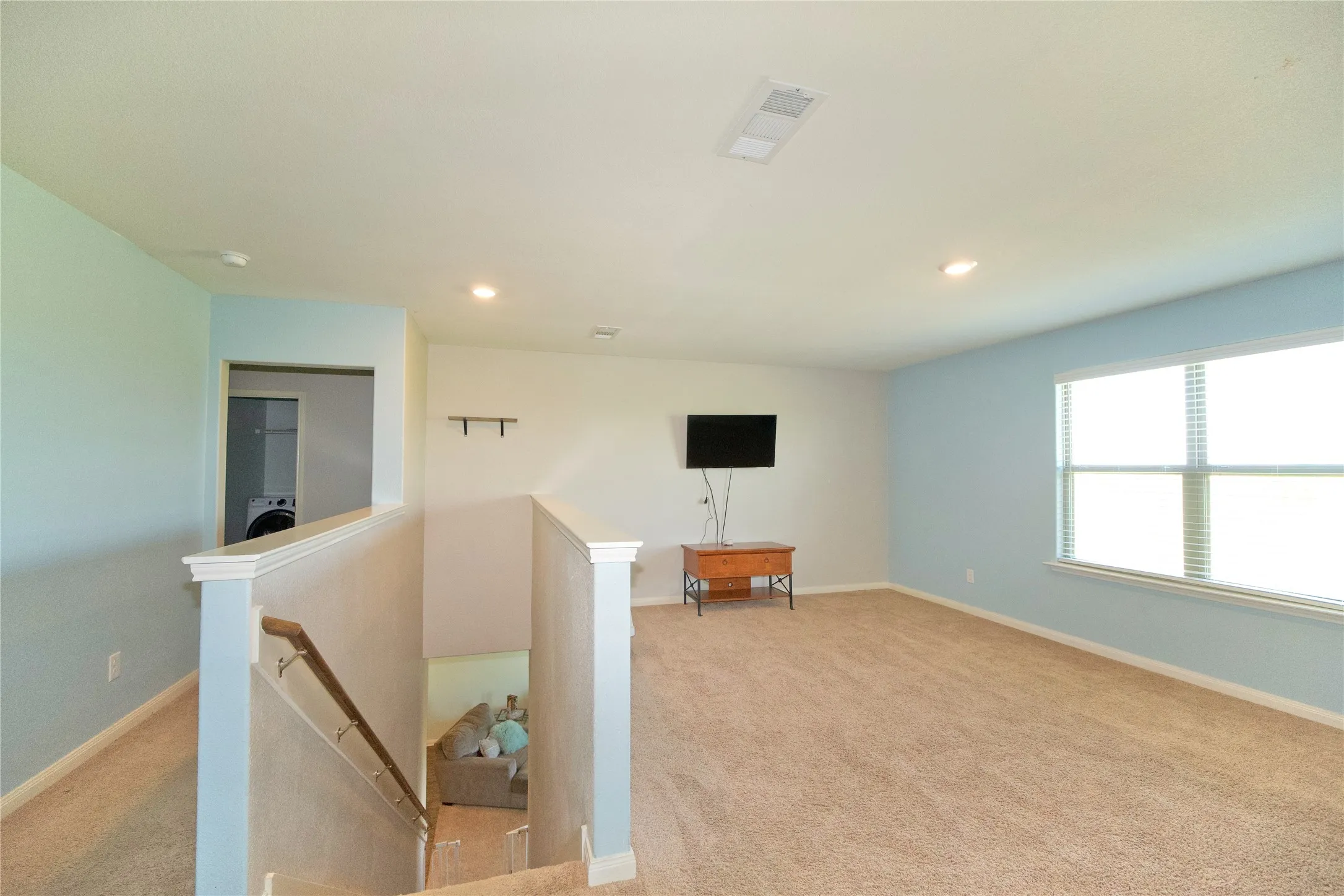 Single Family Residence For Sale in Denton County , 3026 Watercrest Drive, Sanger, Texas 76266, 5 Bedroom, 3 Bathroom, 2 Garage spaces, 2,629 Sqft, built in 2019, mls#21268175, Real Estate Agent in Sanger, Homes For Sale in Denton county, Homes For Sale in Sanger, Realtor in Sanger Texas, Real Estate Brokerage Independent Realty Texas, Luminita Cordes Realtor