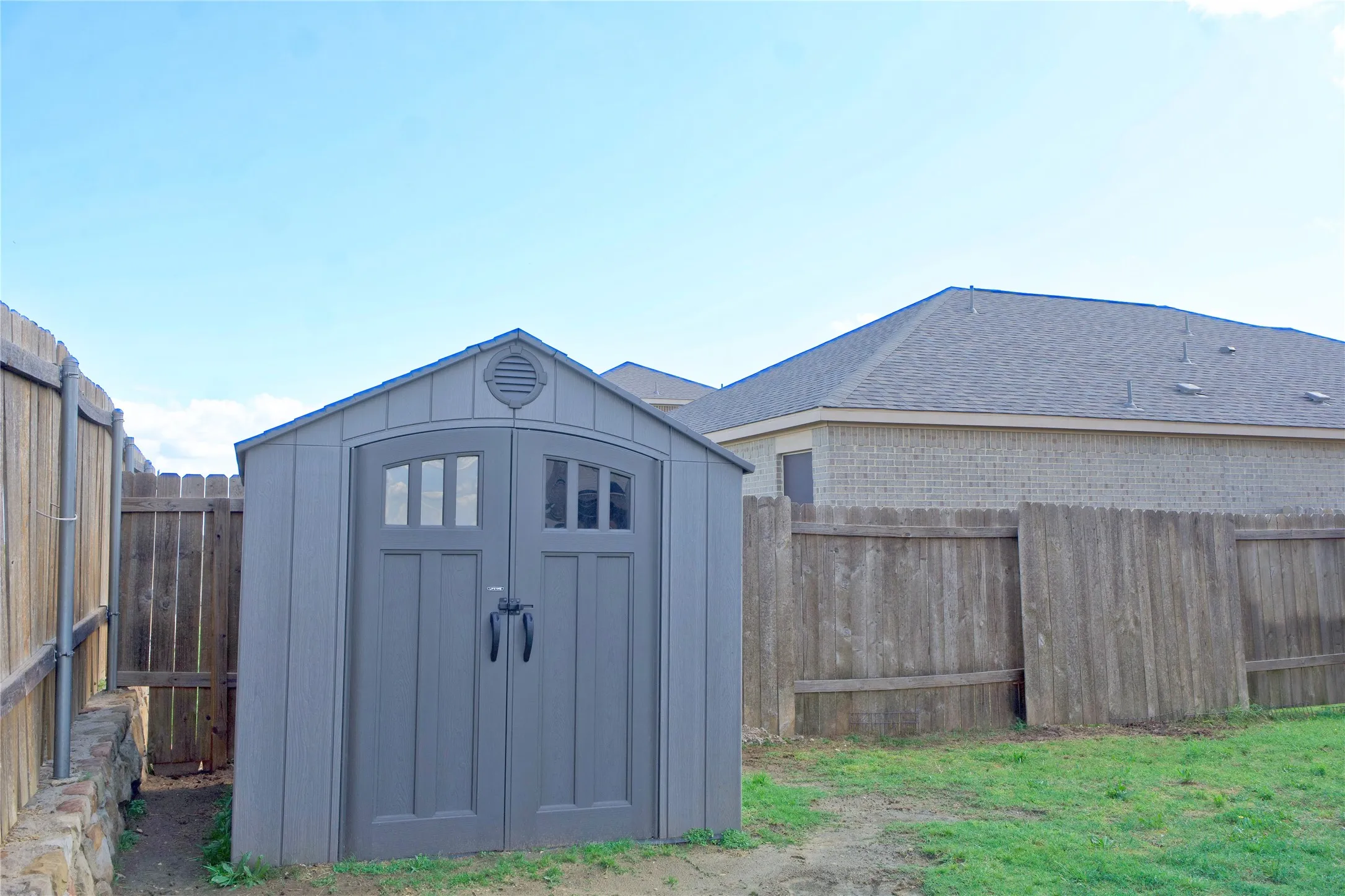 Single Family Residence For Sale in Denton County , 3026 Watercrest Drive, Sanger, Texas 76266, 5 Bedroom, 3 Bathroom, 2 Garage spaces, 2,629 Sqft, built in 2019, mls#21268175, Real Estate Agent in Sanger, Homes For Sale in Denton county, Homes For Sale in Sanger, Realtor in Sanger Texas, Real Estate Brokerage Independent Realty Texas, Luminita Cordes Realtor