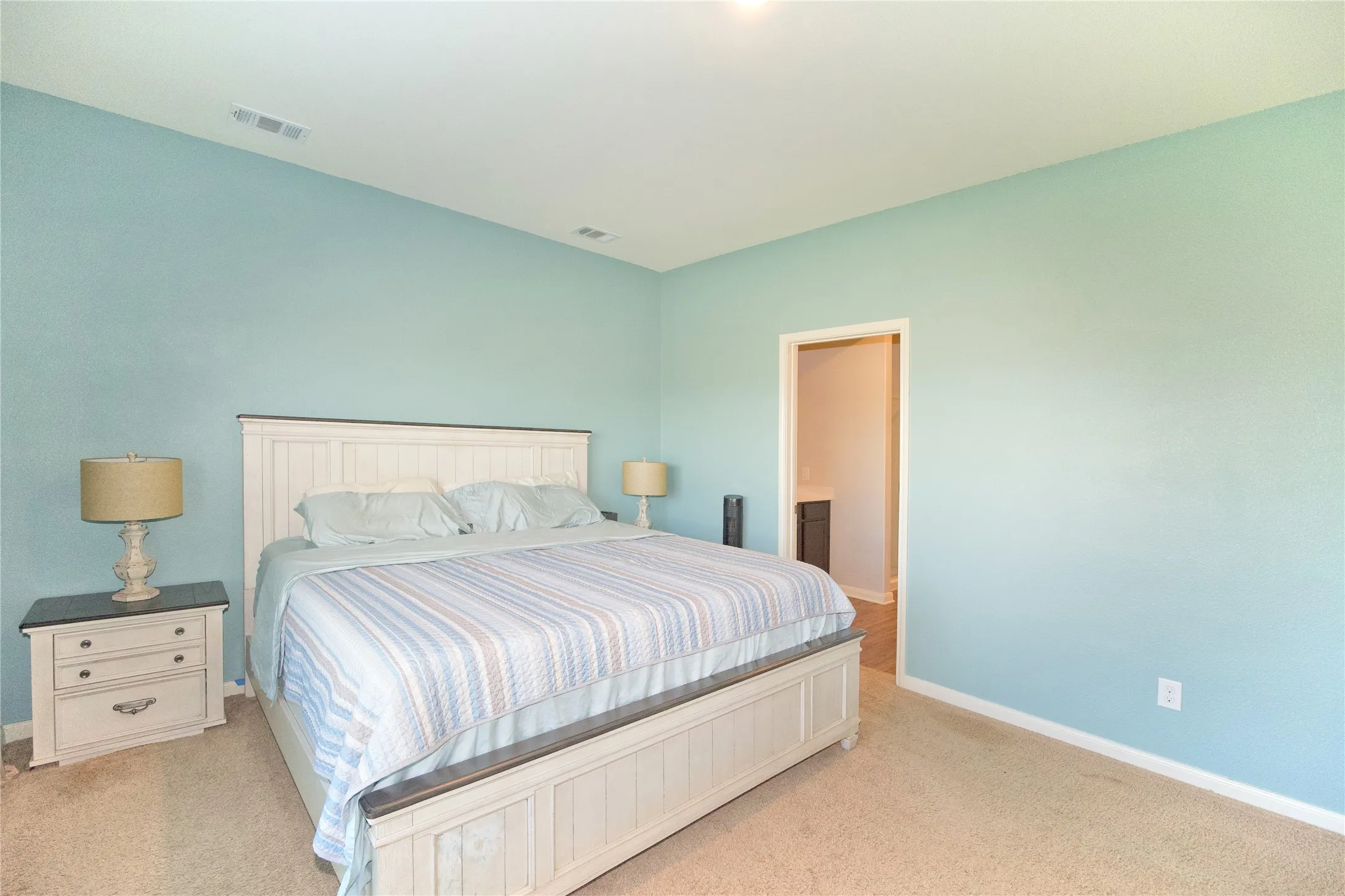 Single Family Residence For Sale in Denton County , 3026 Watercrest Drive, Sanger, Texas 76266, 5 Bedroom, 3 Bathroom, 2 Garage spaces, 2,629 Sqft, built in 2019, mls#21268175, Real Estate Agent in Sanger, Homes For Sale in Denton county, Homes For Sale in Sanger, Realtor in Sanger Texas, Real Estate Brokerage Independent Realty Texas, Luminita Cordes Realtor