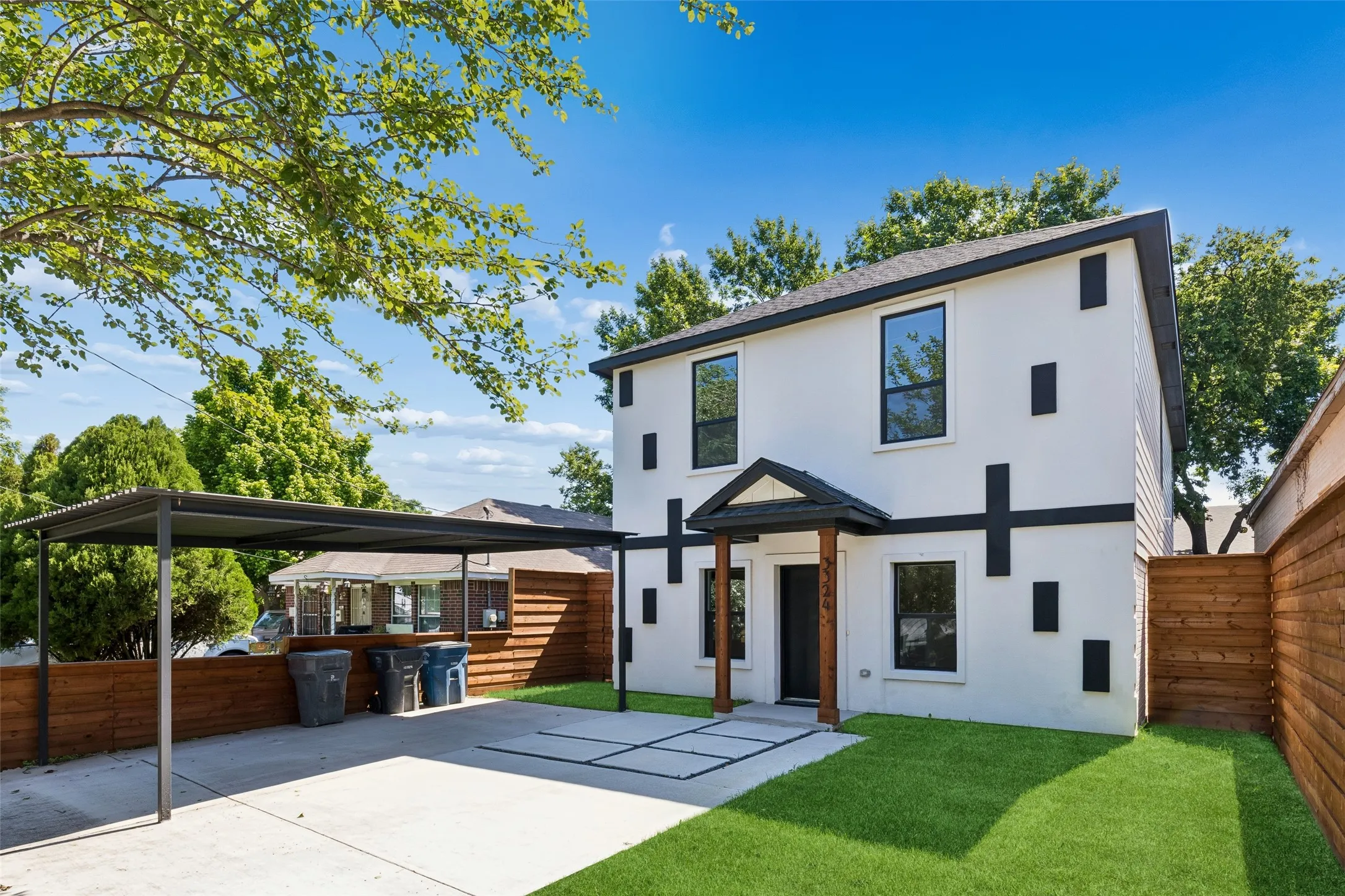 Single Family Residence For Sale in Dallas County , 3324 Navaro Street, Dallas, Texas 75212, 4 Bedroom, 4 Bathroom, Garage spaces, 2,236 Sqft, built in 2005, mls#21269329, Real Estate Agent in Dallas, Homes For Sale in Dallas county, Homes For Sale in Dallas, Realtor in Dallas Texas, Real Estate Brokerage Independent Realty Texas, Luminita Cordes Realtor