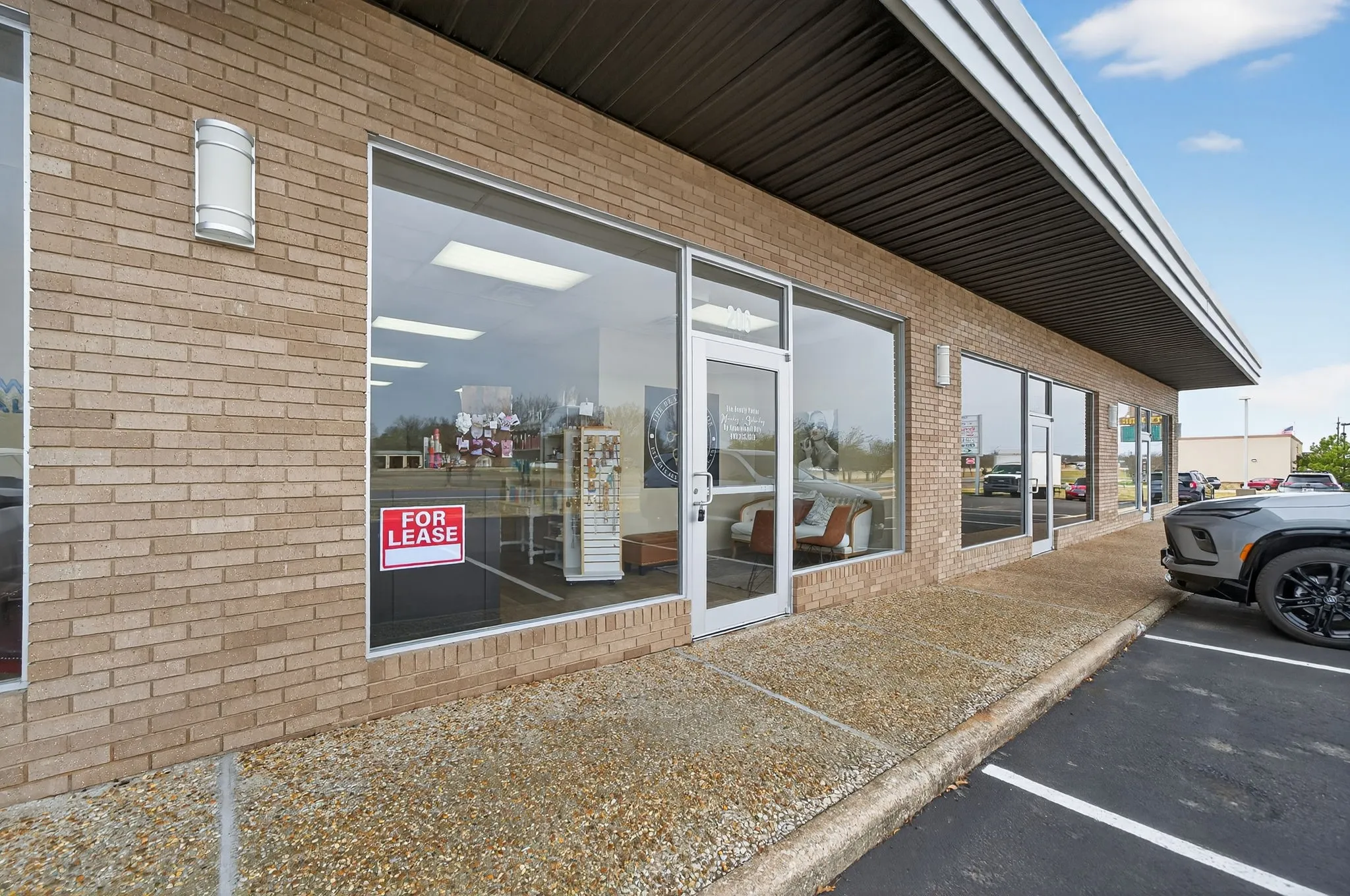 Business For Rent in Hopkins County , 200 Shannon Road W 206, Sulphur Springs, Texas 75482, 0, 0, Garage spaces, 0 Sqft, built in 1972, Price $1,400, mls#21271717, Real Estate Agent in Sulphur Springs, Homes For Rent in Hopkins county, Homes For Rent in Sulphur Springs, Realtor in Sulphur Springs Texas, Real Estate Brokerage Independent Realty Texas, Luminita Cordes Realtor
