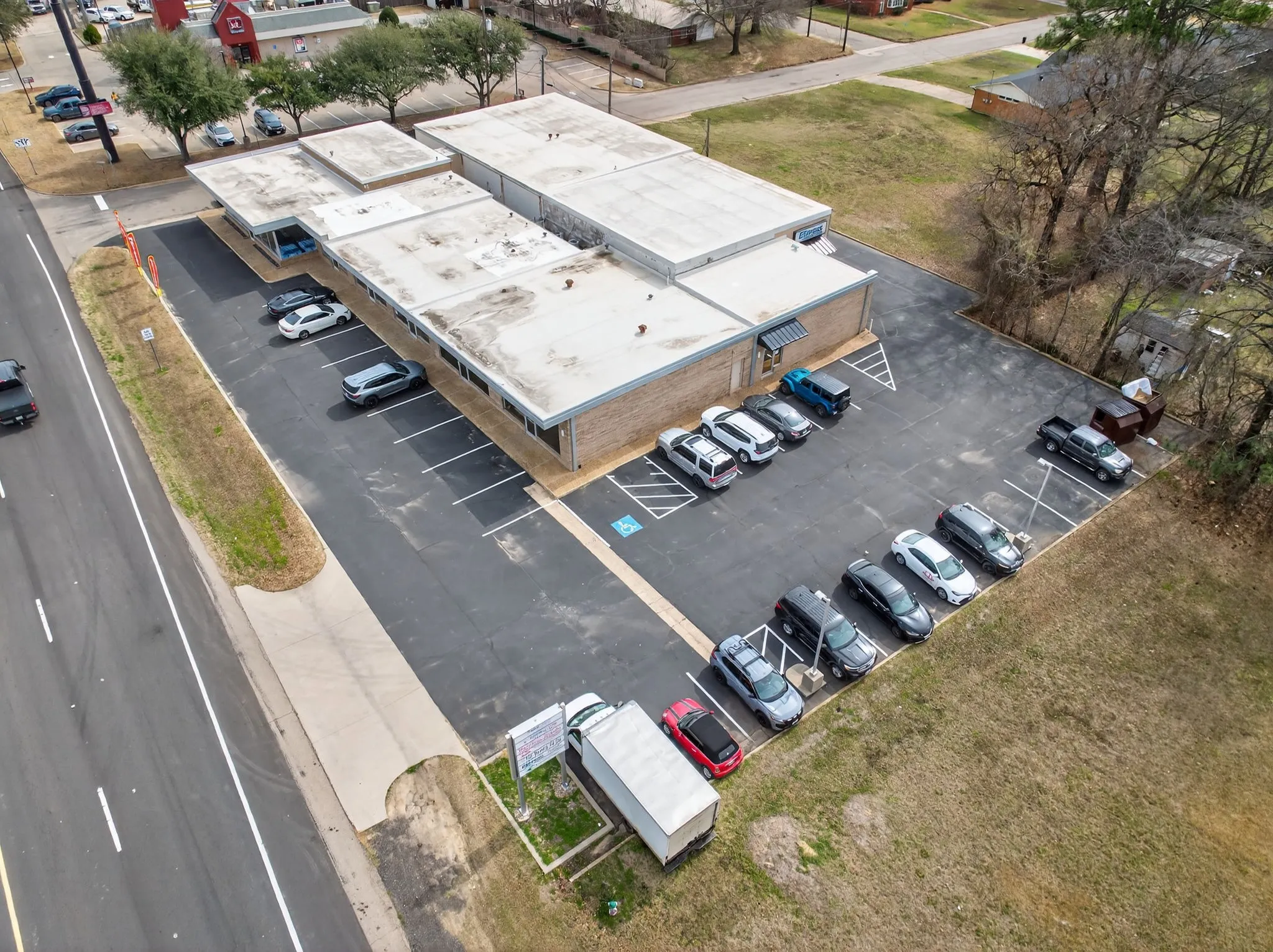 Business For Rent in Hopkins County , 200 Shannon Road W 206, Sulphur Springs, Texas 75482, 0, 0, Garage spaces, 0 Sqft, built in 1972, Price $1,400, mls#21271717, Real Estate Agent in Sulphur Springs, Homes For Rent in Hopkins county, Homes For Rent in Sulphur Springs, Realtor in Sulphur Springs Texas, Real Estate Brokerage Independent Realty Texas, Luminita Cordes Realtor