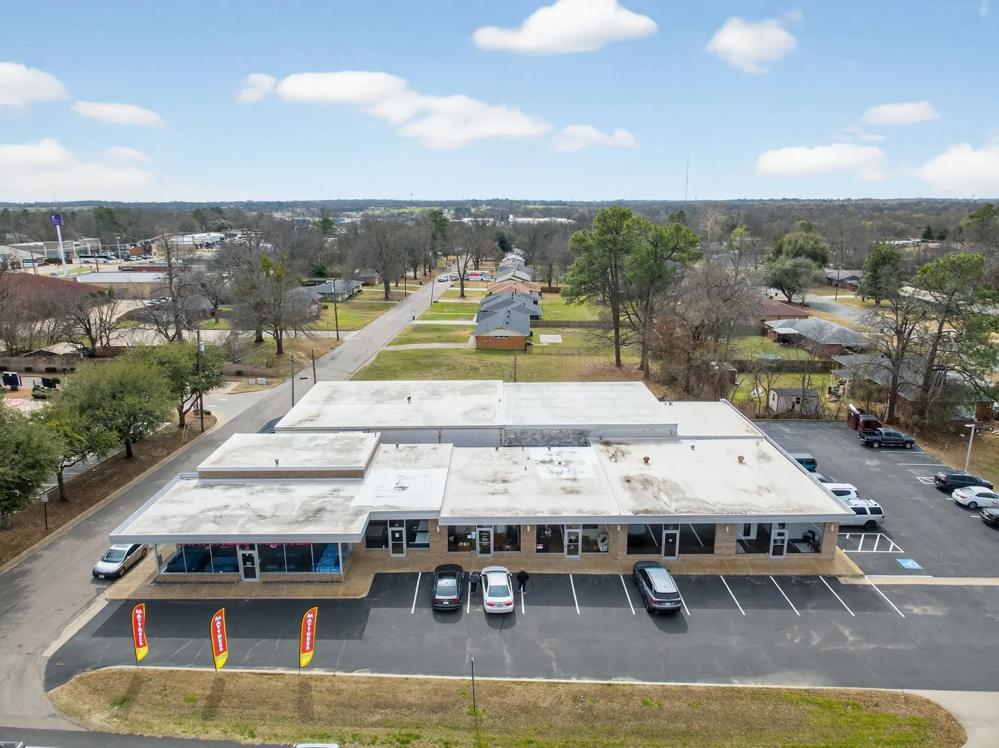 Business For Rent in Hopkins County , 200 Shannon Road W 206, Sulphur Springs, Texas 75482, 0, 0, Garage spaces, 0 Sqft, built in 1972, Price $1,400, mls#21271717, Real Estate Agent in Sulphur Springs, Homes For Rent in Hopkins county, Homes For Rent in Sulphur Springs, Realtor in Sulphur Springs Texas, Real Estate Brokerage Independent Realty Texas, Luminita Cordes Realtor