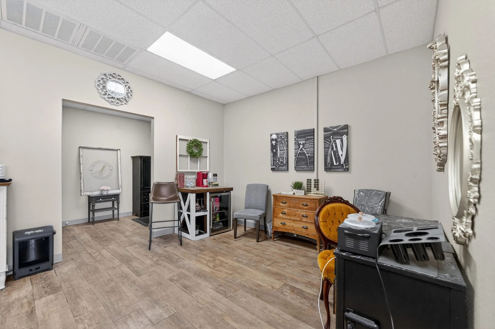 Business For Rent in Hopkins County , 200 Shannon Road W 206, Sulphur Springs, Texas 75482, 0, 0, Garage spaces, 0 Sqft, built in 1972, Price $1,400, mls#21271717, Real Estate Agent in Sulphur Springs, Homes For Rent in Hopkins county, Homes For Rent in Sulphur Springs, Realtor in Sulphur Springs Texas, Real Estate Brokerage Independent Realty Texas, Luminita Cordes Realtor