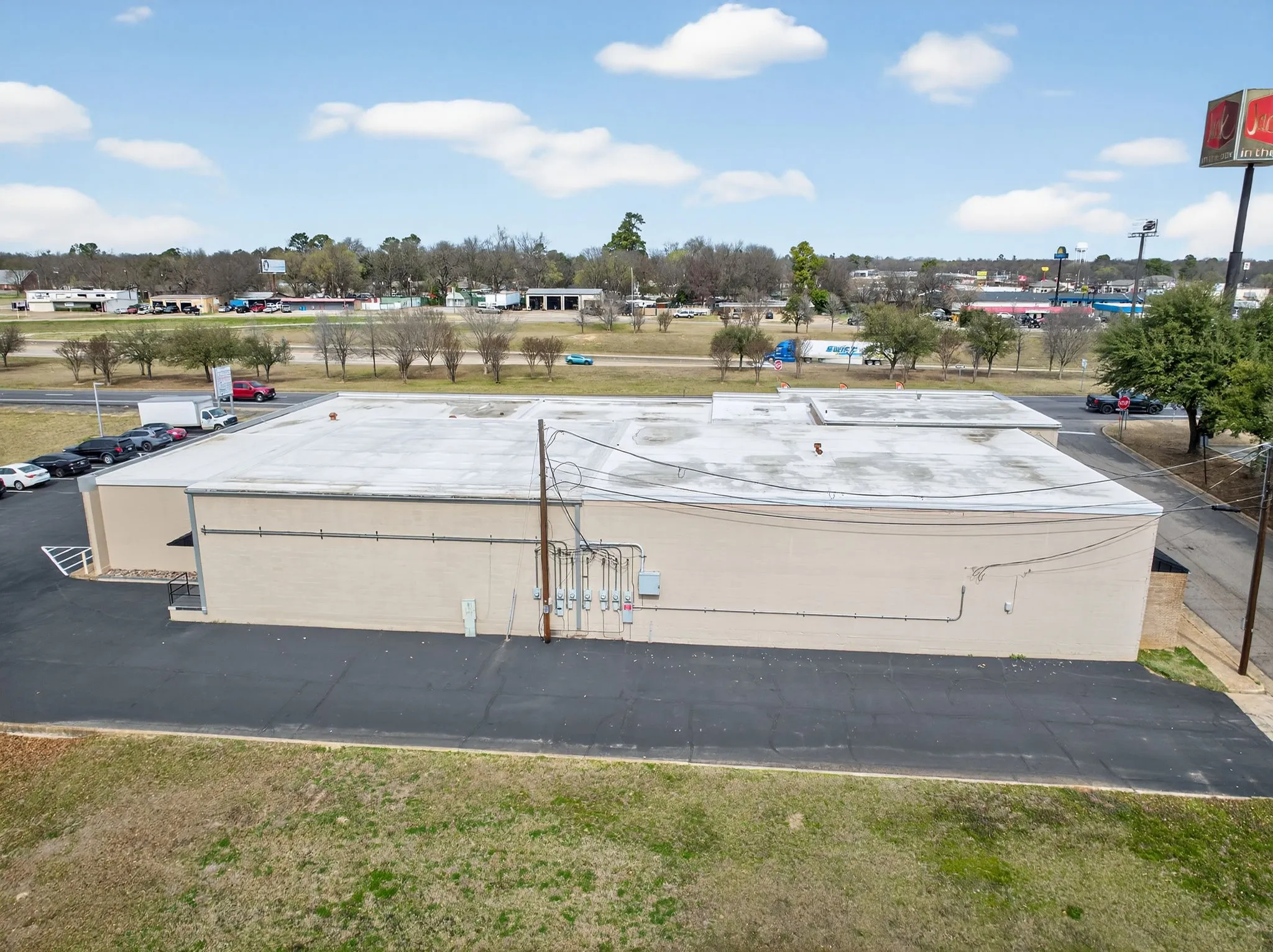 Business For Rent in Hopkins County , 200 Shannon Road W 206, Sulphur Springs, Texas 75482, 0, 0, Garage spaces, 0 Sqft, built in 1972, Price $1,400, mls#21271717, Real Estate Agent in Sulphur Springs, Homes For Rent in Hopkins county, Homes For Rent in Sulphur Springs, Realtor in Sulphur Springs Texas, Real Estate Brokerage Independent Realty Texas, Luminita Cordes Realtor