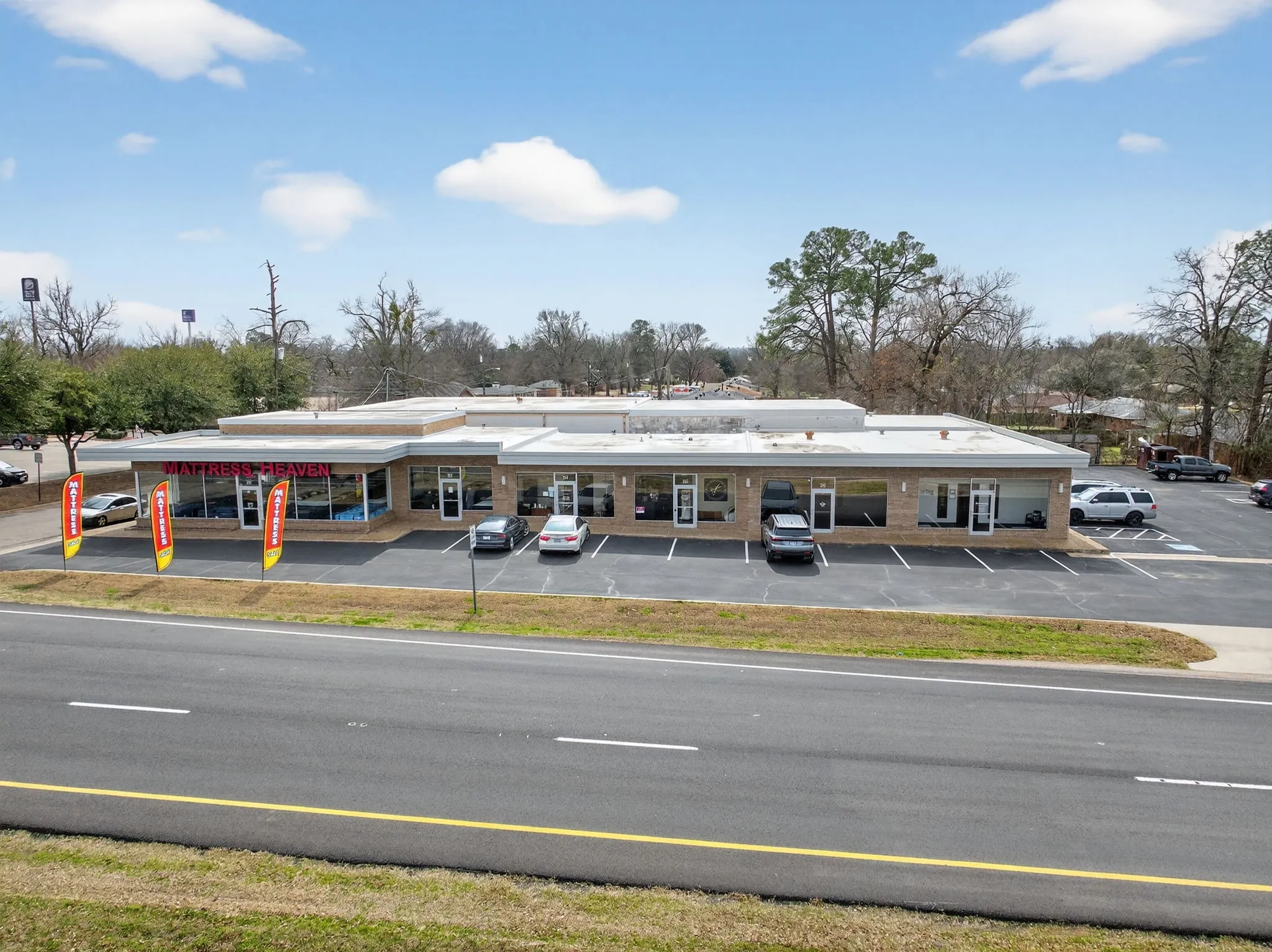 Business For Rent in Hopkins County , 200 Shannon Road W 206, Sulphur Springs, Texas 75482, 0, 0, Garage spaces, 0 Sqft, built in 1972, Price $1,400, mls#21271717, Real Estate Agent in Sulphur Springs, Homes For Rent in Hopkins county, Homes For Rent in Sulphur Springs, Realtor in Sulphur Springs Texas, Real Estate Brokerage Independent Realty Texas, Luminita Cordes Realtor