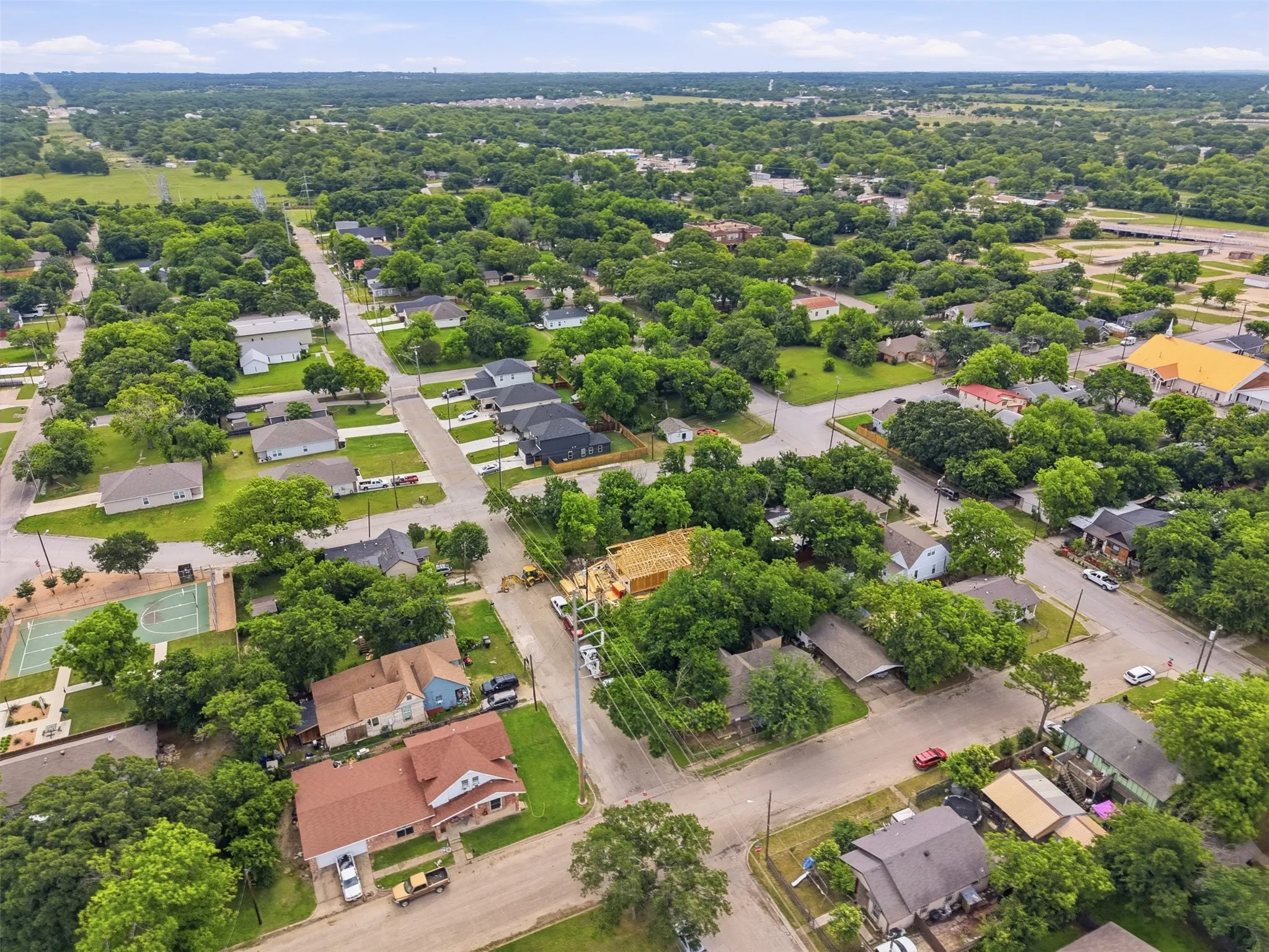 Single Family Residence For Sale in Johnson County , 306 Royal Street, Cleburne, Texas 76031, 3 Bedroom, 2 Bathroom, 2 Garage spaces, 1,607 Sqft, built in 2026, mls#21268038, Real Estate Agent in Cleburne, Homes For Sale in Johnson county, Homes For Sale in Cleburne, Realtor in Cleburne Texas, Real Estate Brokerage Independent Realty Texas, Luminita Cordes Realtor