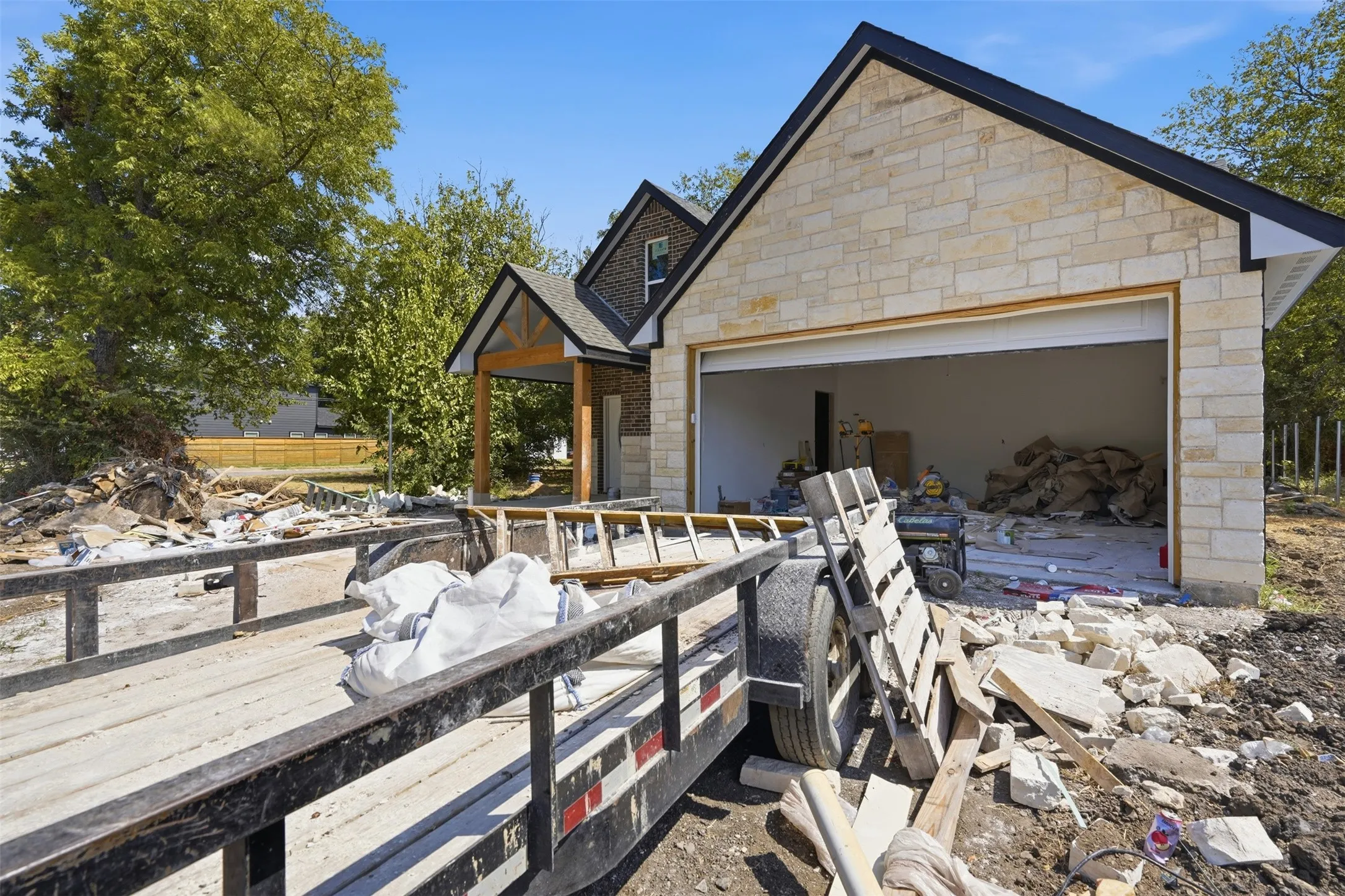 Single Family Residence For Sale in Johnson County , 306 Royal Street, Cleburne, Texas 76031, 3 Bedroom, 2 Bathroom, 2 Garage spaces, 1,607 Sqft, built in 2026, mls#21268038, Real Estate Agent in Cleburne, Homes For Sale in Johnson county, Homes For Sale in Cleburne, Realtor in Cleburne Texas, Real Estate Brokerage Independent Realty Texas, Luminita Cordes Realtor