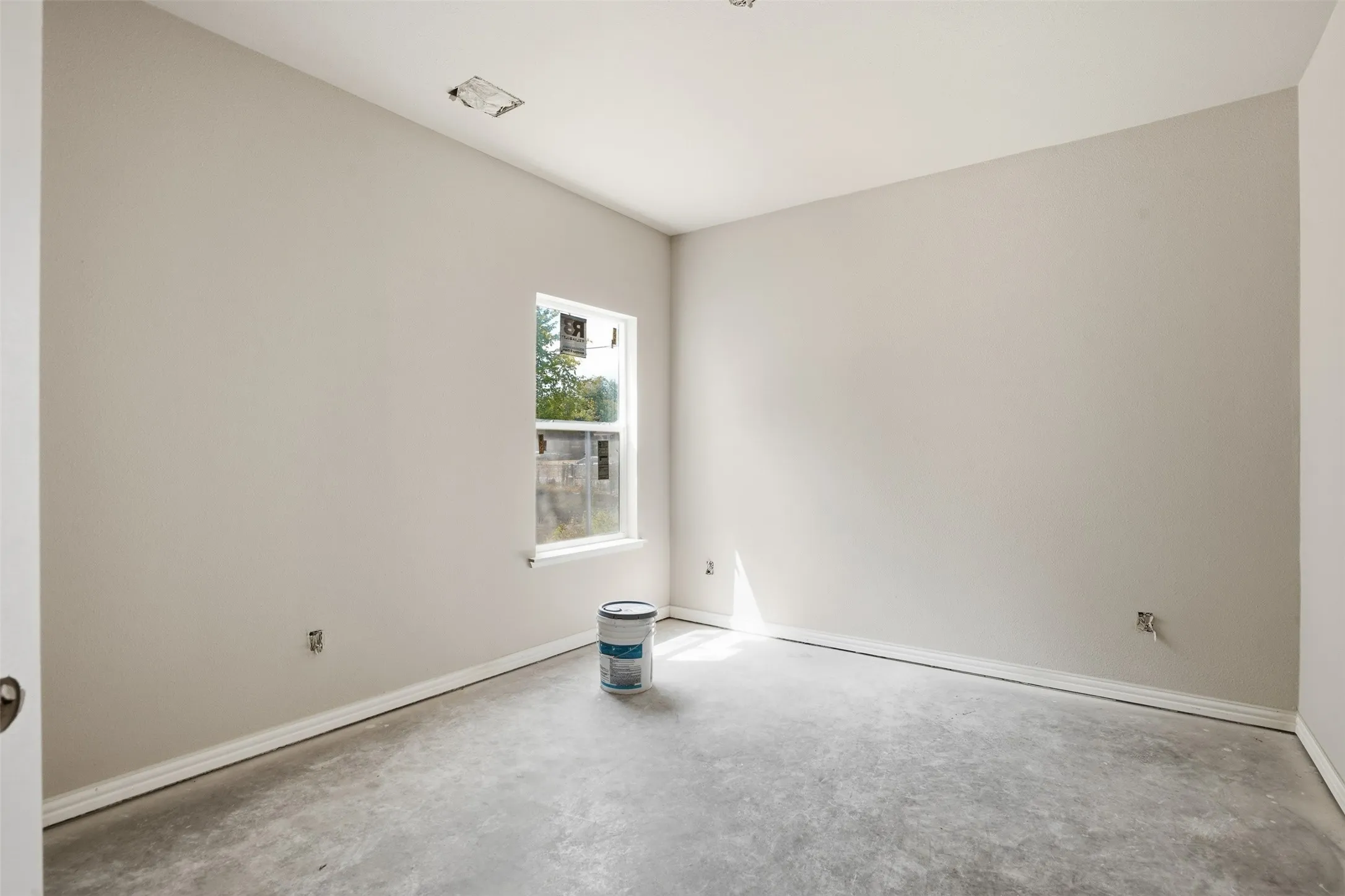 Single Family Residence For Sale in Johnson County , 306 Royal Street, Cleburne, Texas 76031, 3 Bedroom, 2 Bathroom, 2 Garage spaces, 1,607 Sqft, built in 2026, mls#21268038, Real Estate Agent in Cleburne, Homes For Sale in Johnson county, Homes For Sale in Cleburne, Realtor in Cleburne Texas, Real Estate Brokerage Independent Realty Texas, Luminita Cordes Realtor